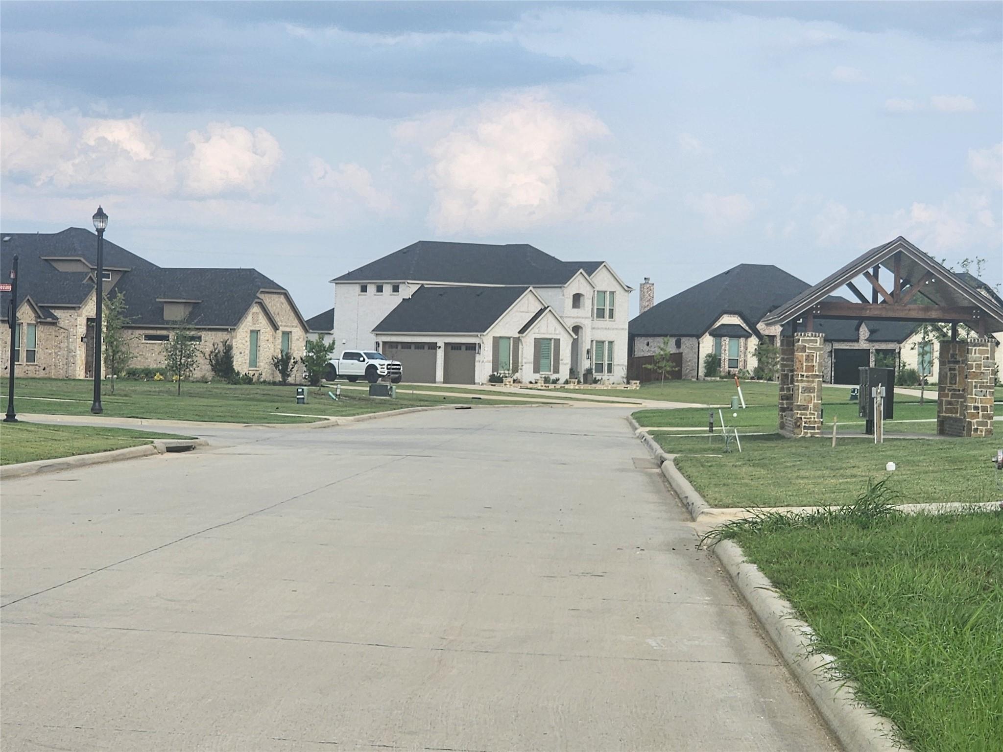 main property photo 4
