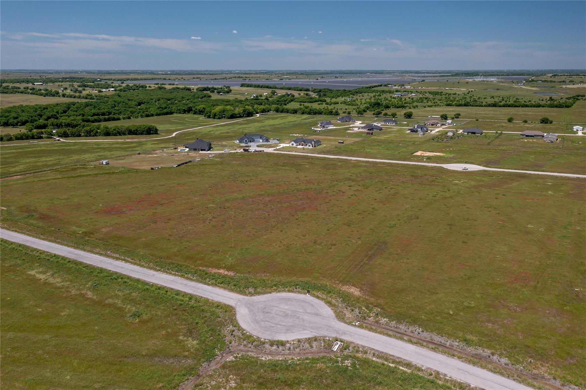 main property photo 10