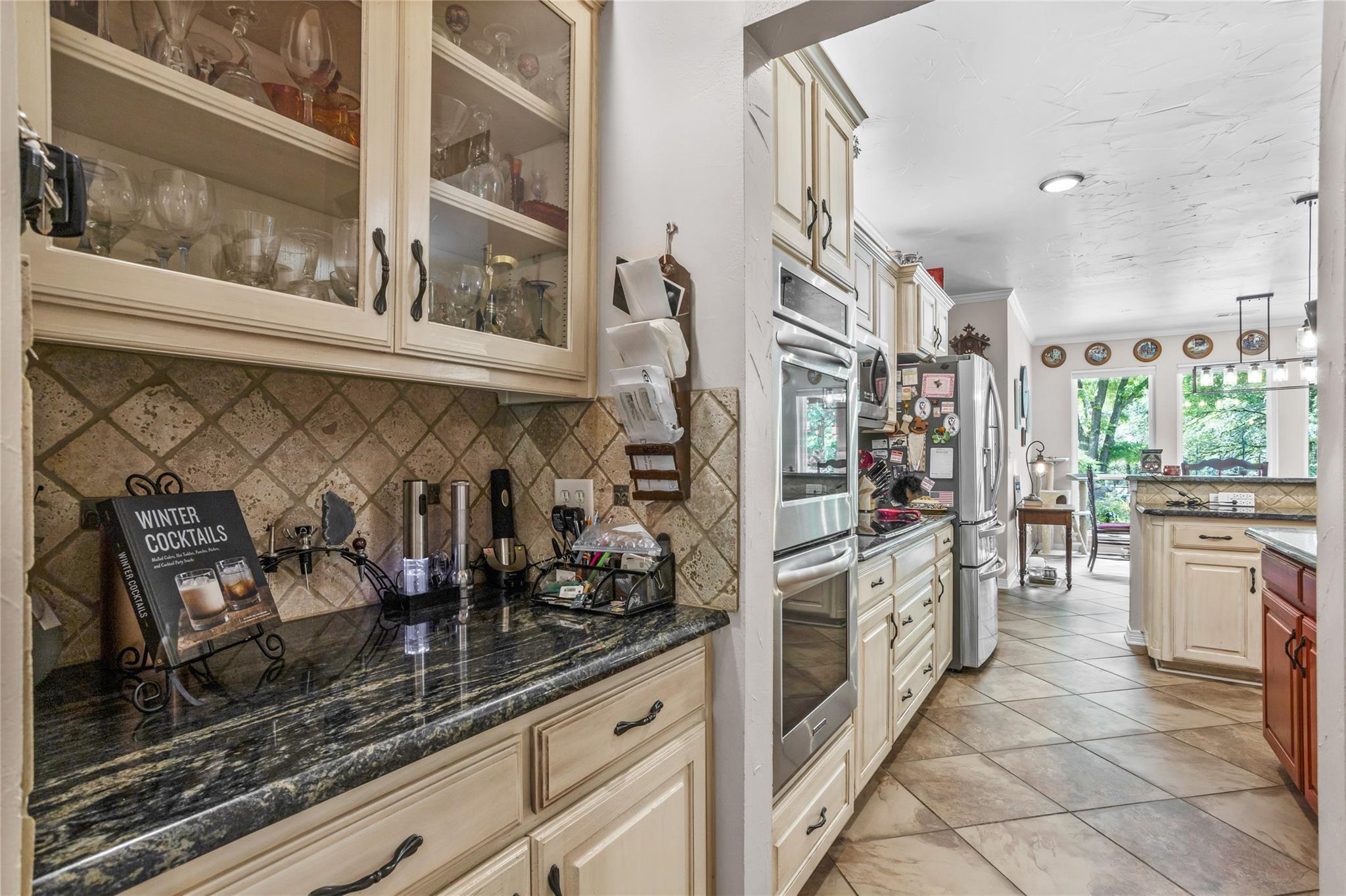 main property photo 9