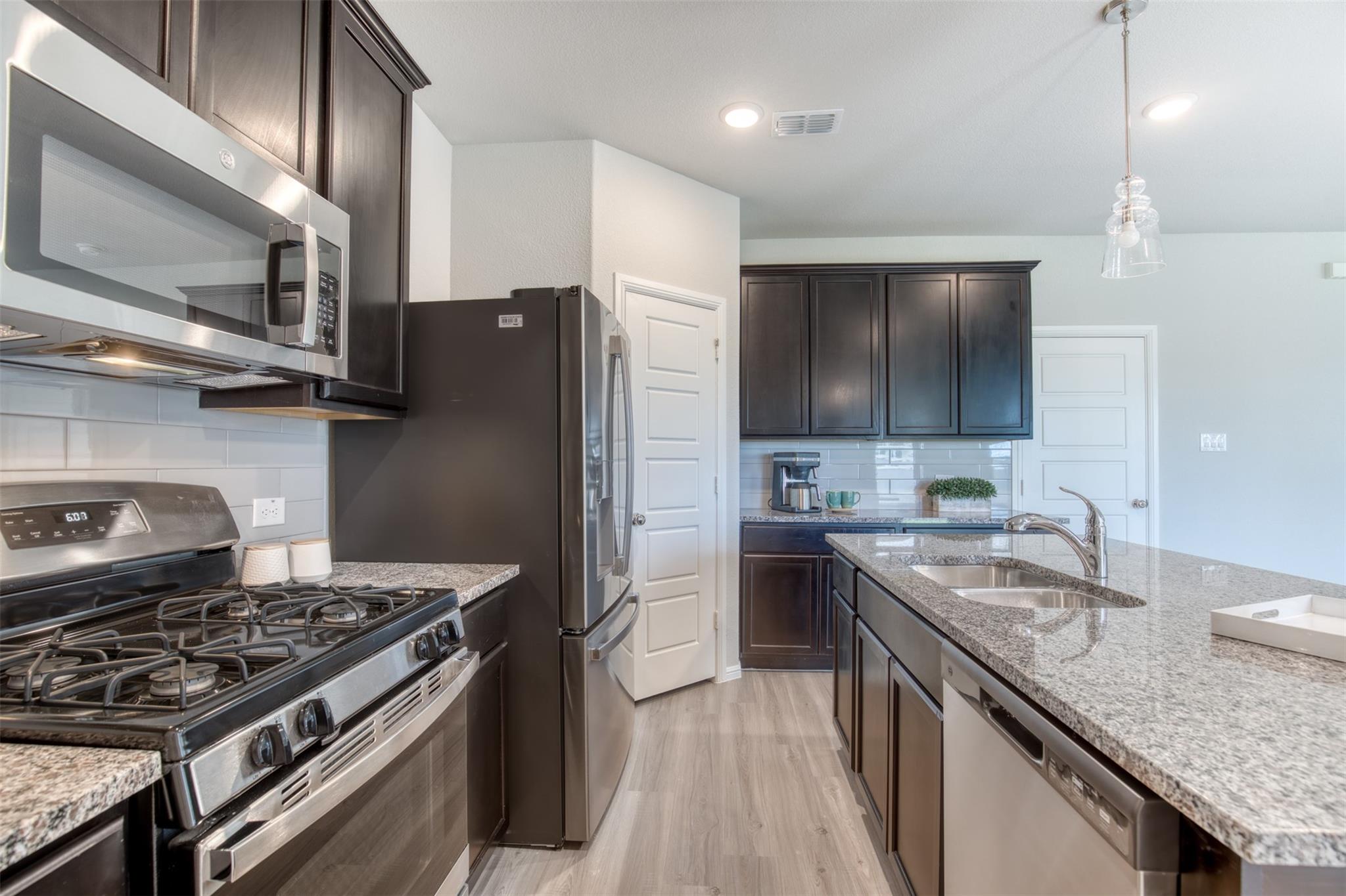 property viewer photo 9