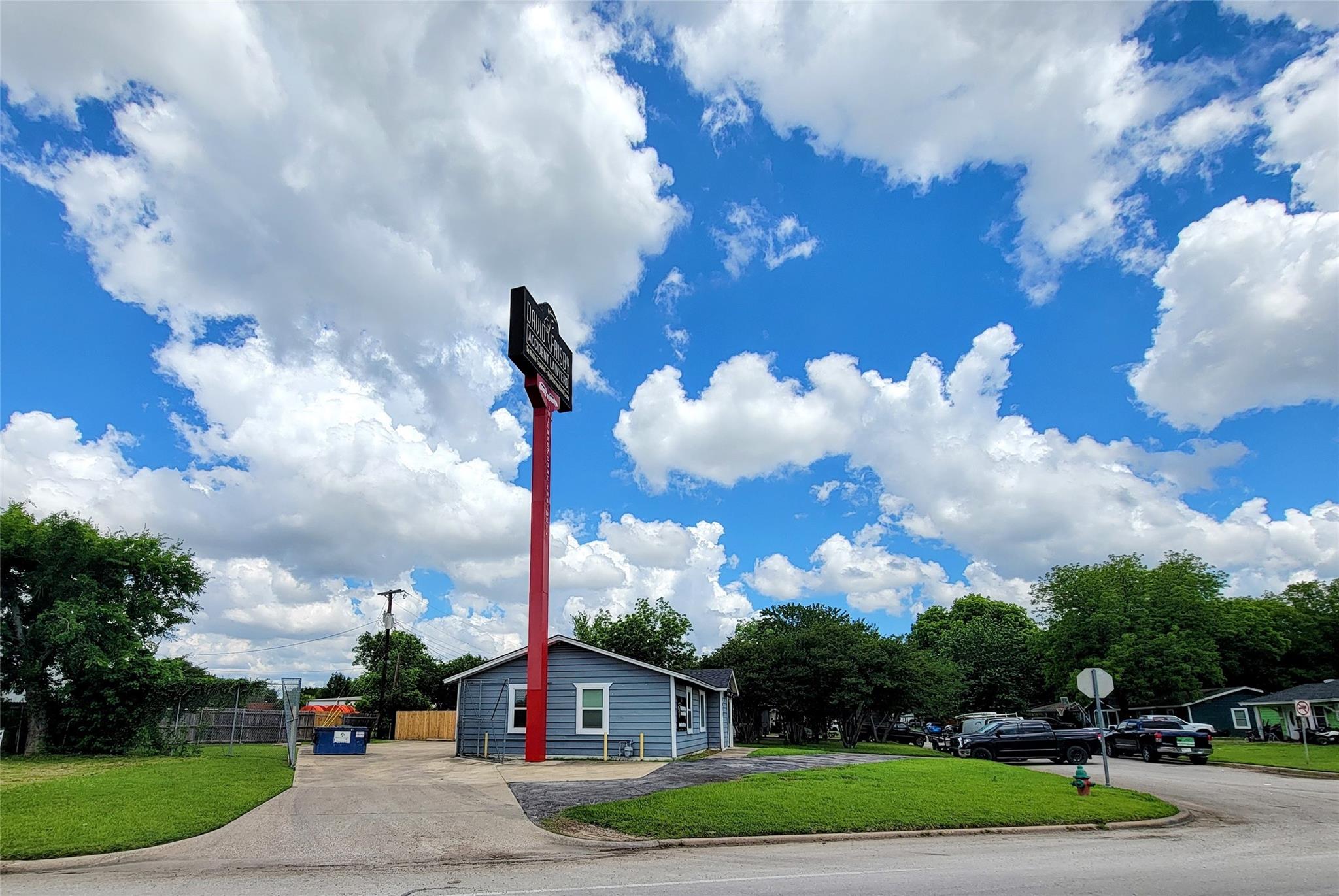 main property photo 18