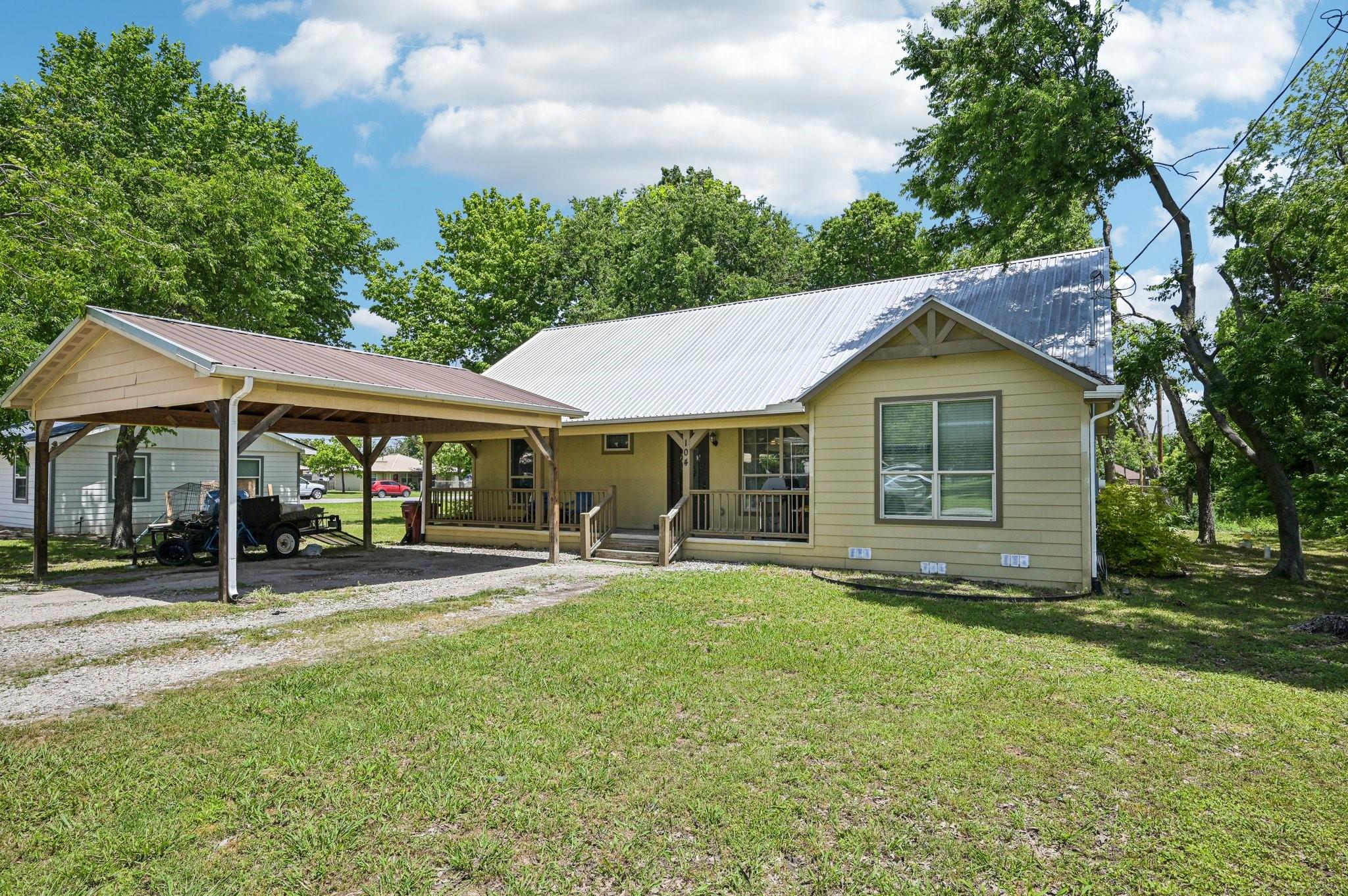 main property photo 1