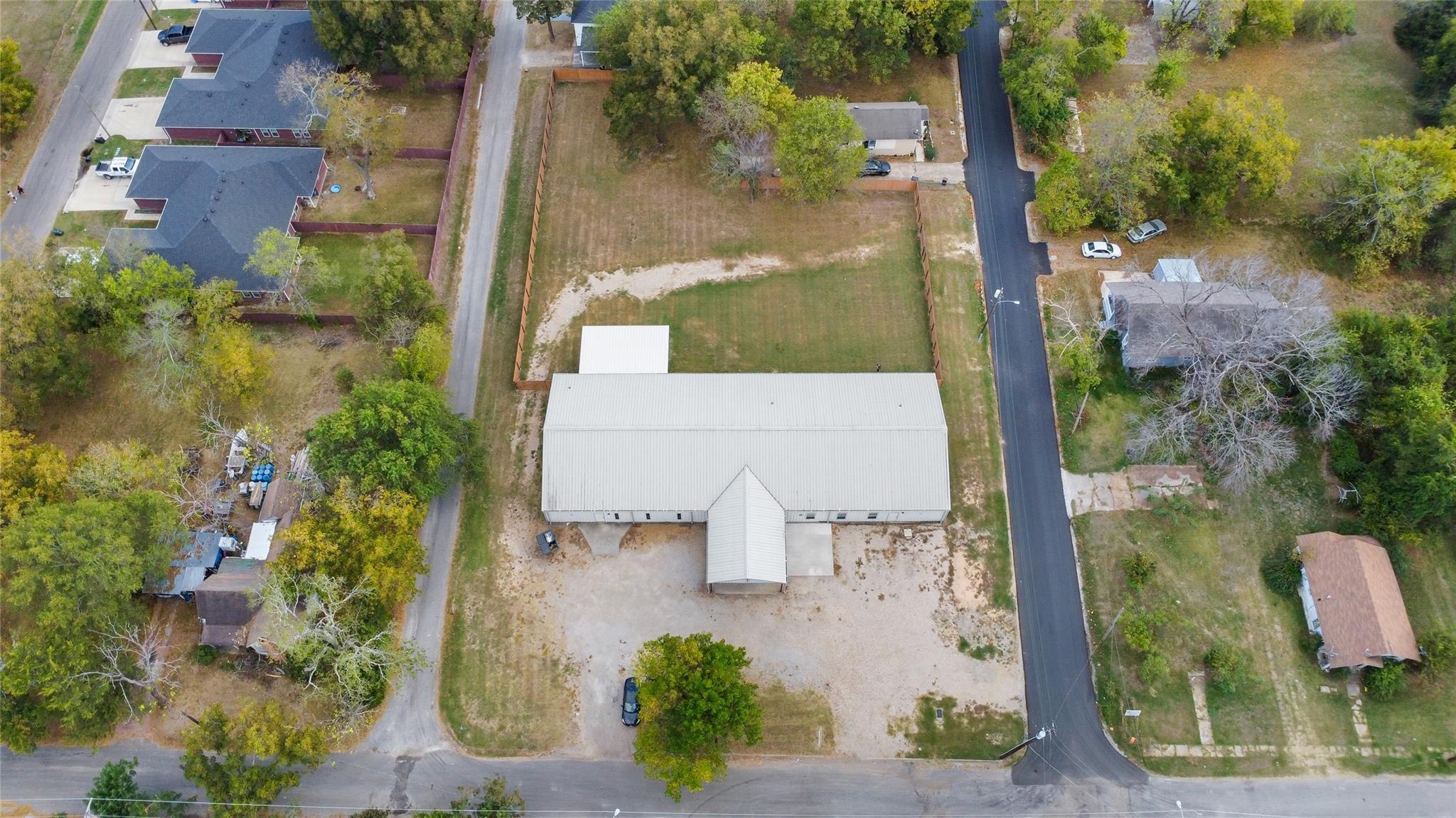 main property photo 2