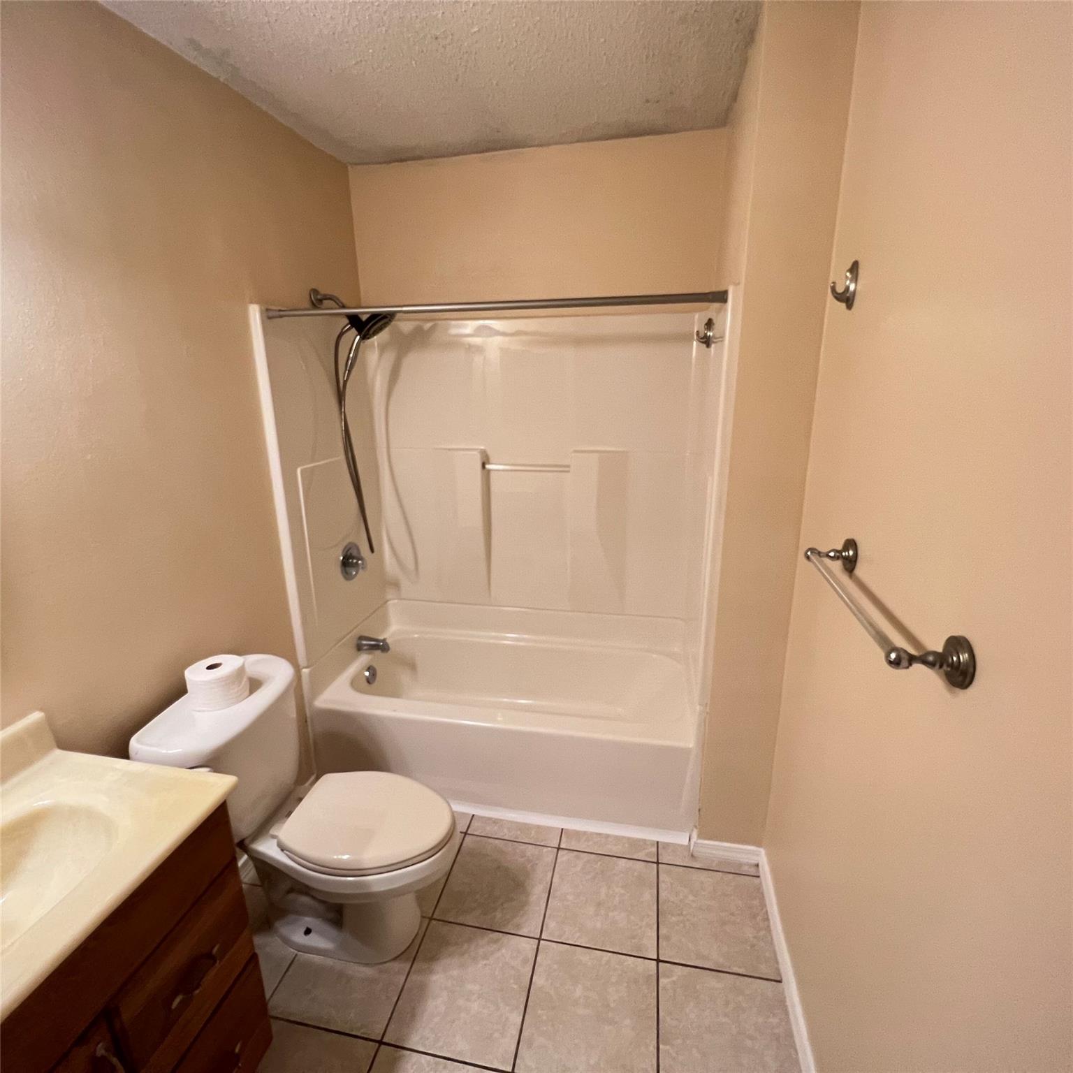 property viewer photo 6
