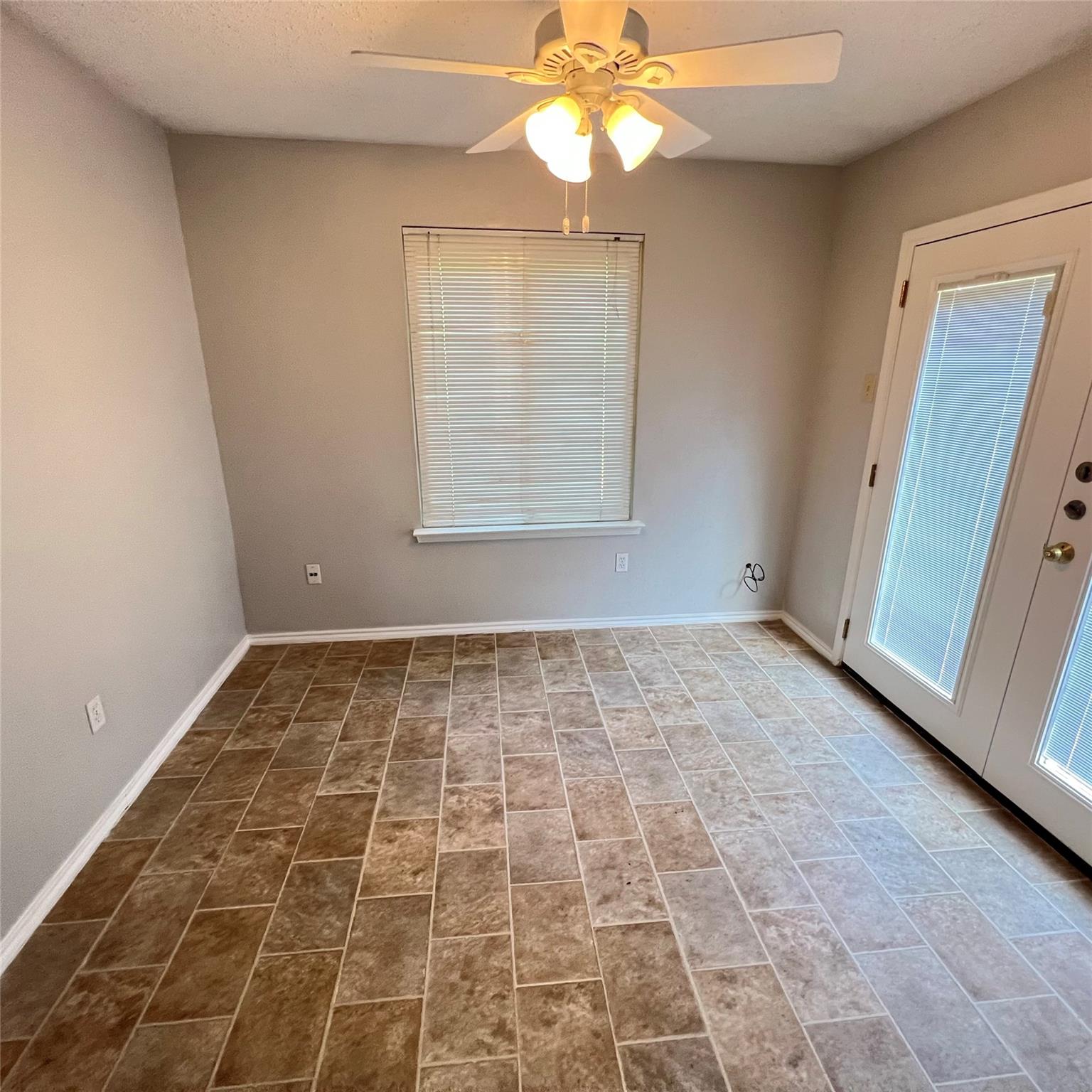 property viewer photo 8