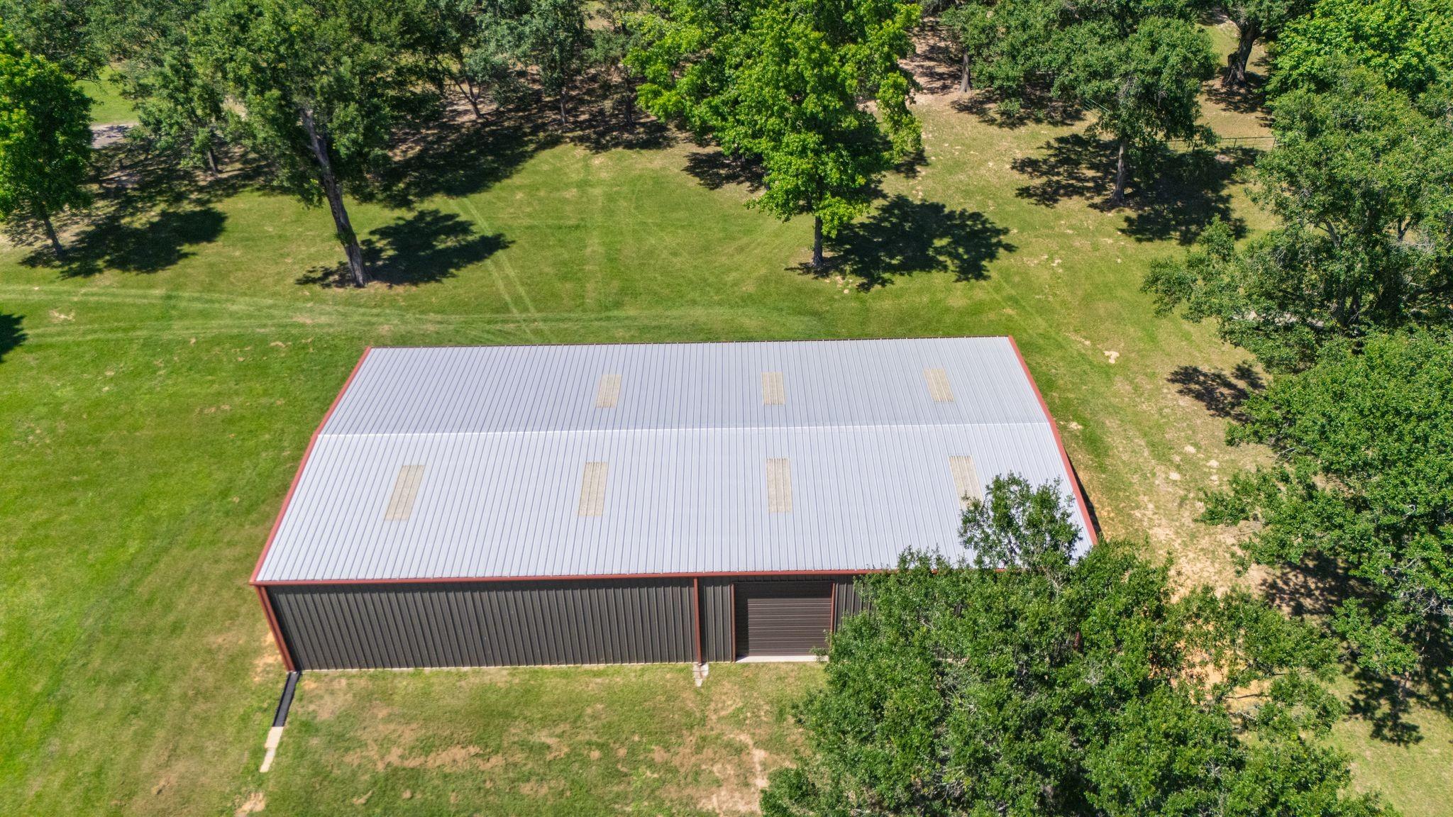 main property photo 9