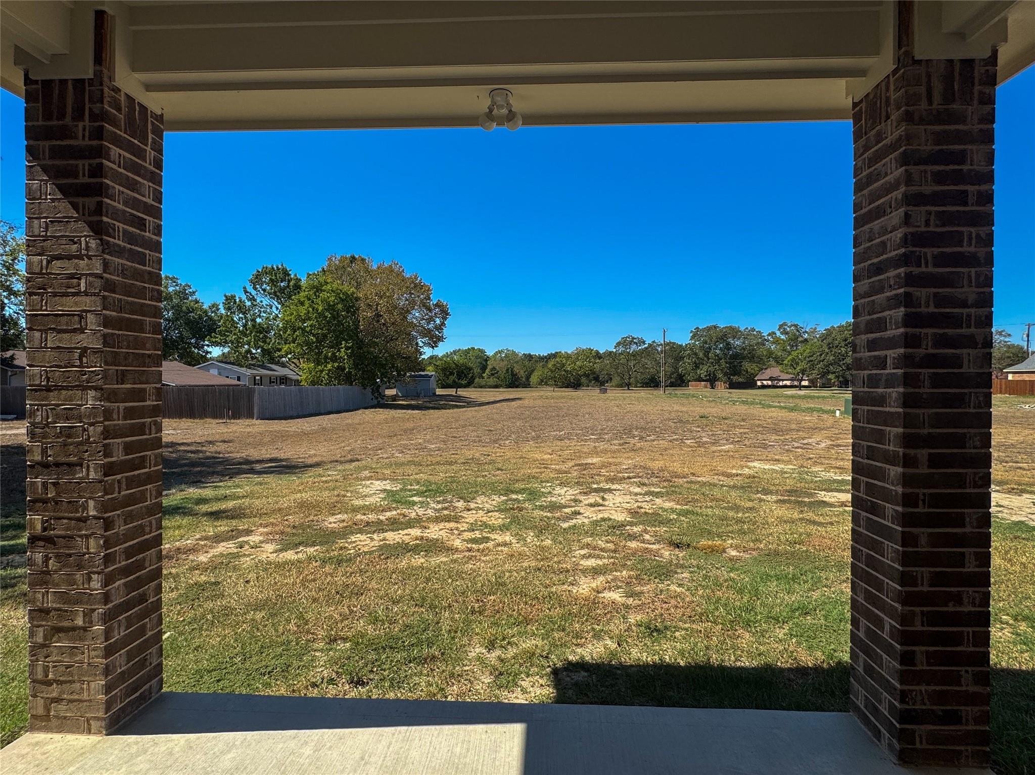 main property photo 24