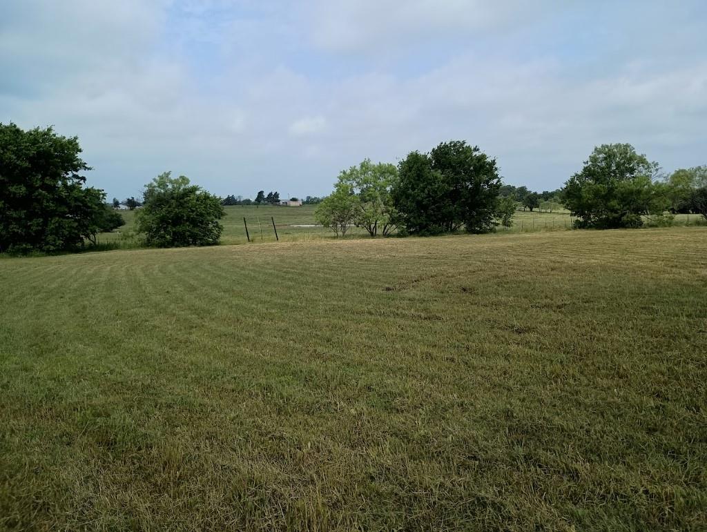main property photo 6