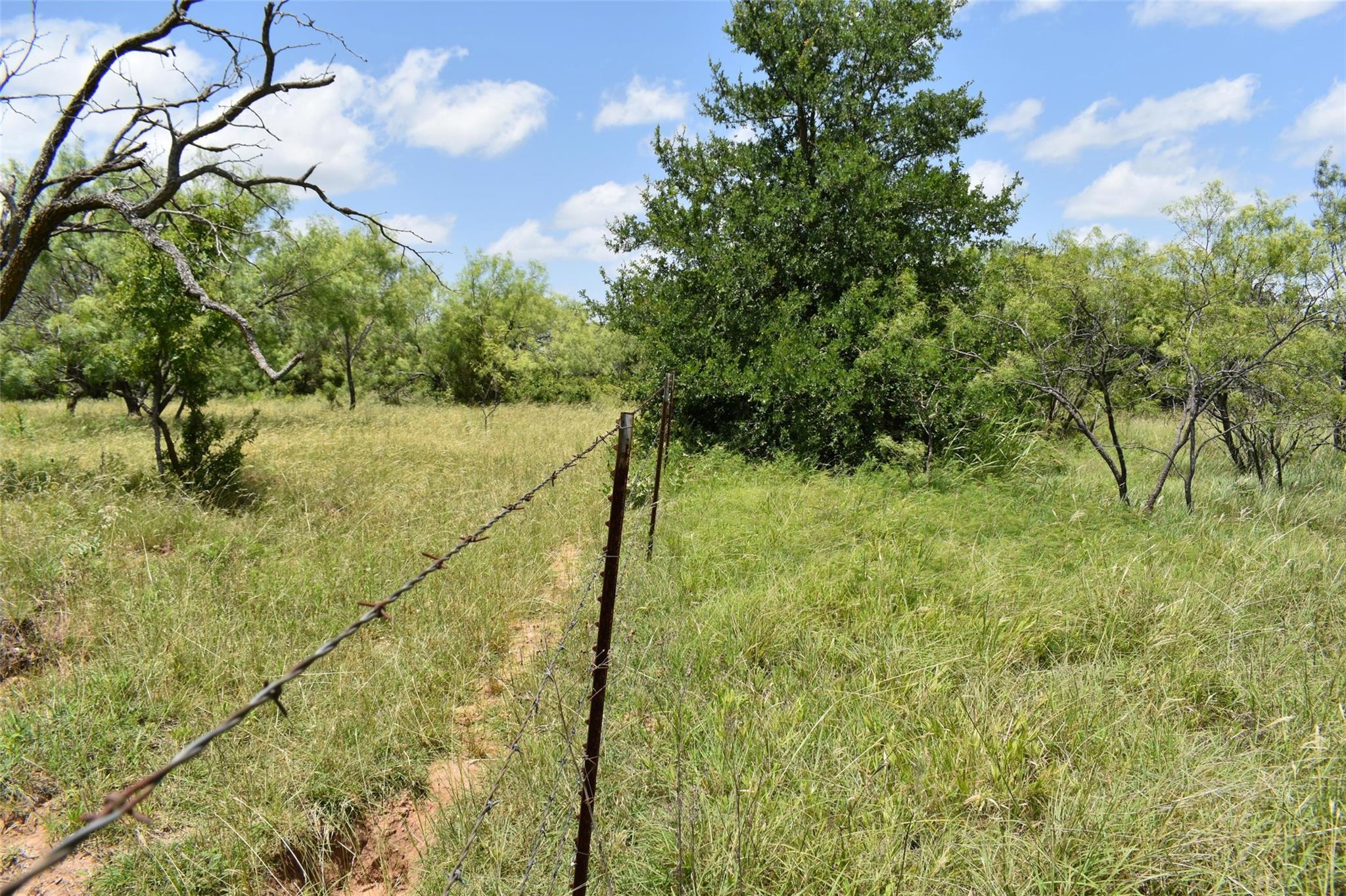 property viewer photo 20