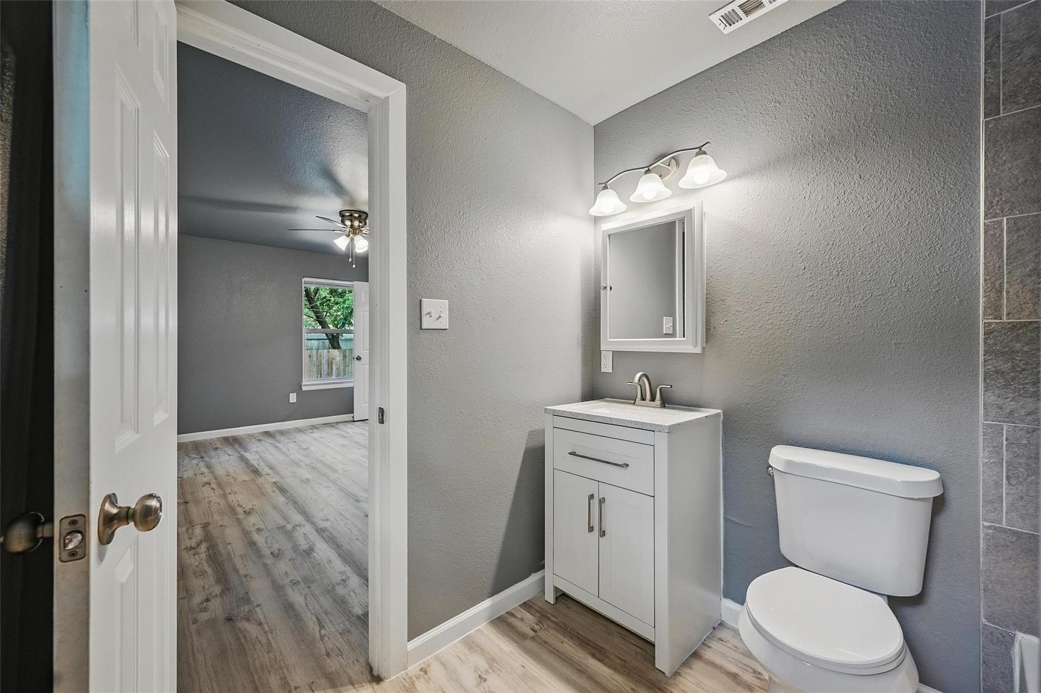 property viewer photo 20