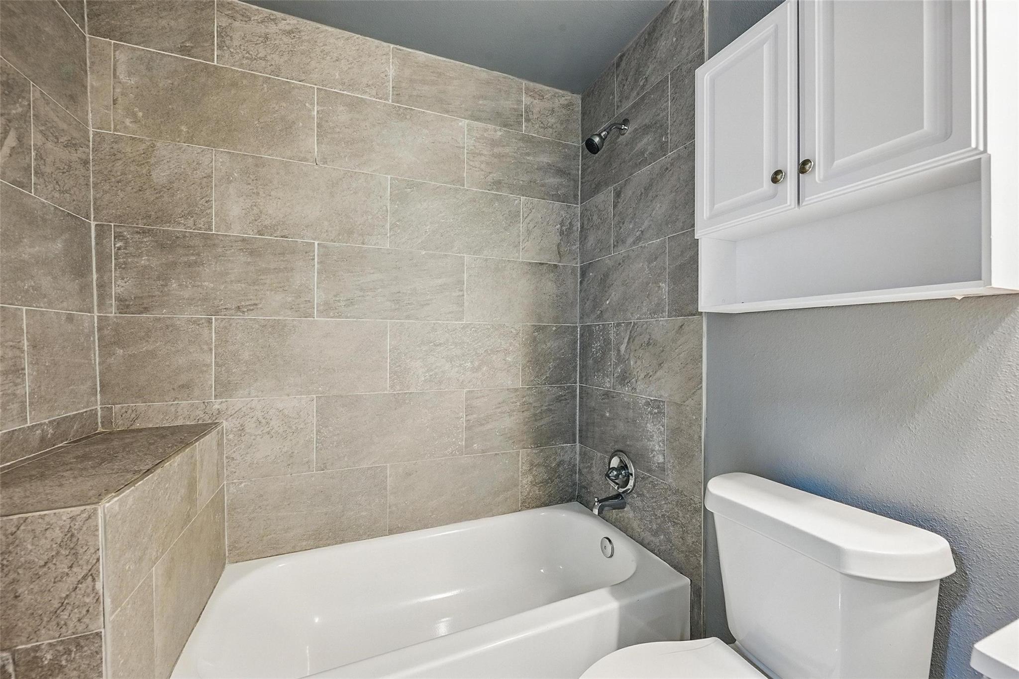 property viewer photo 26