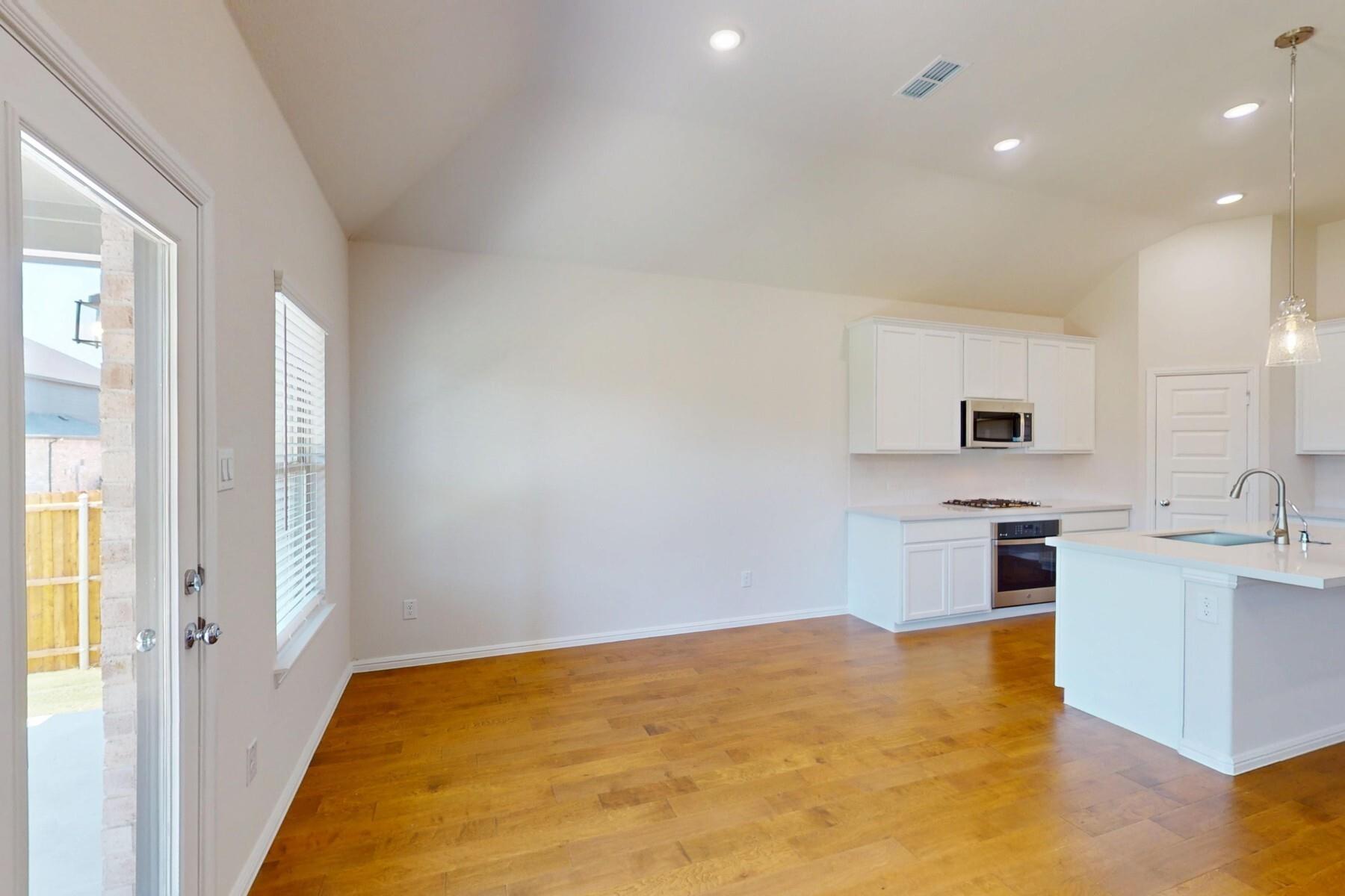property viewer photo 15