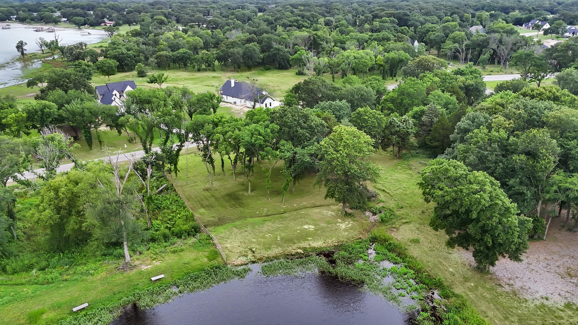 main property photo 7