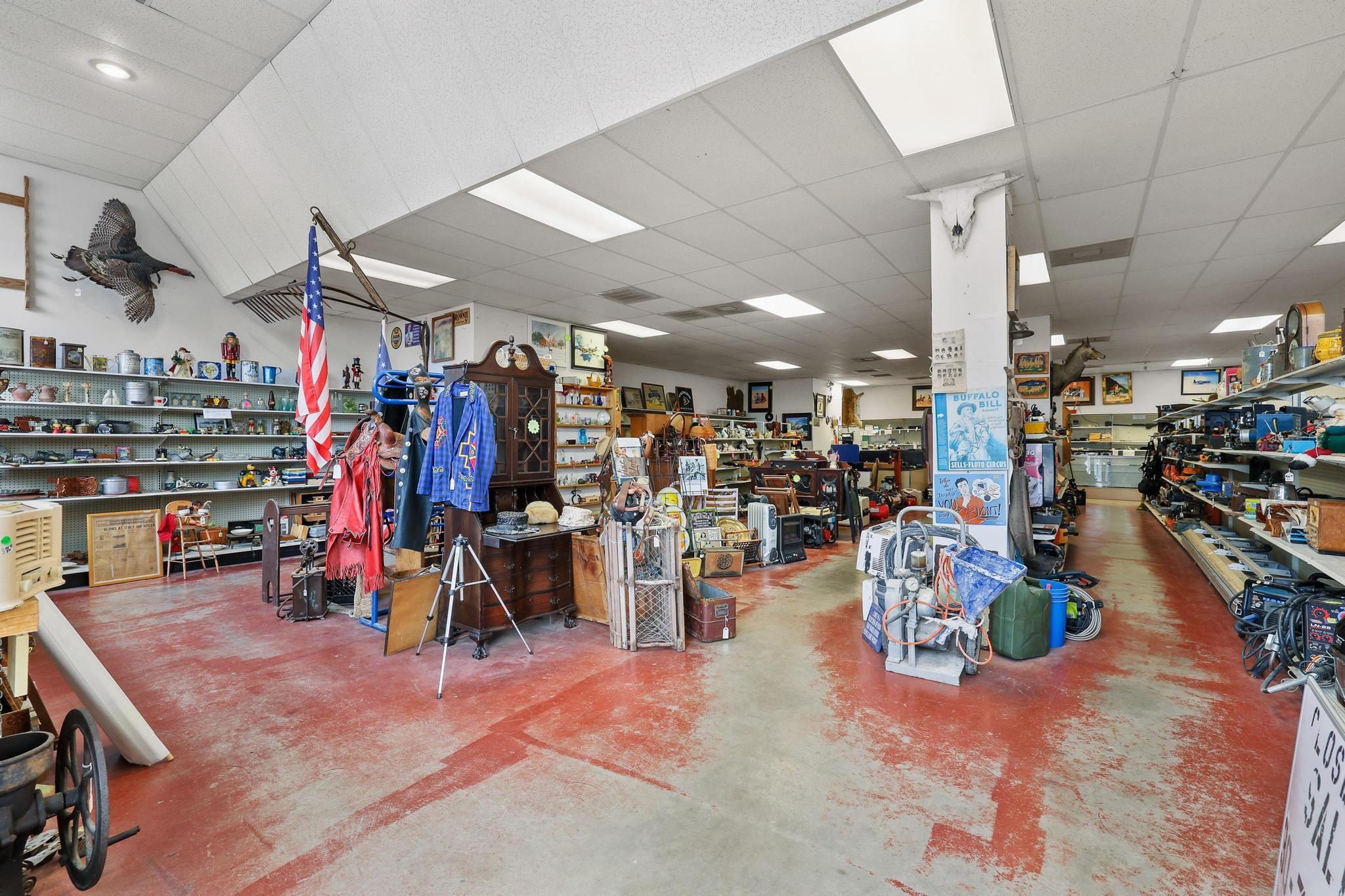 main property photo 15