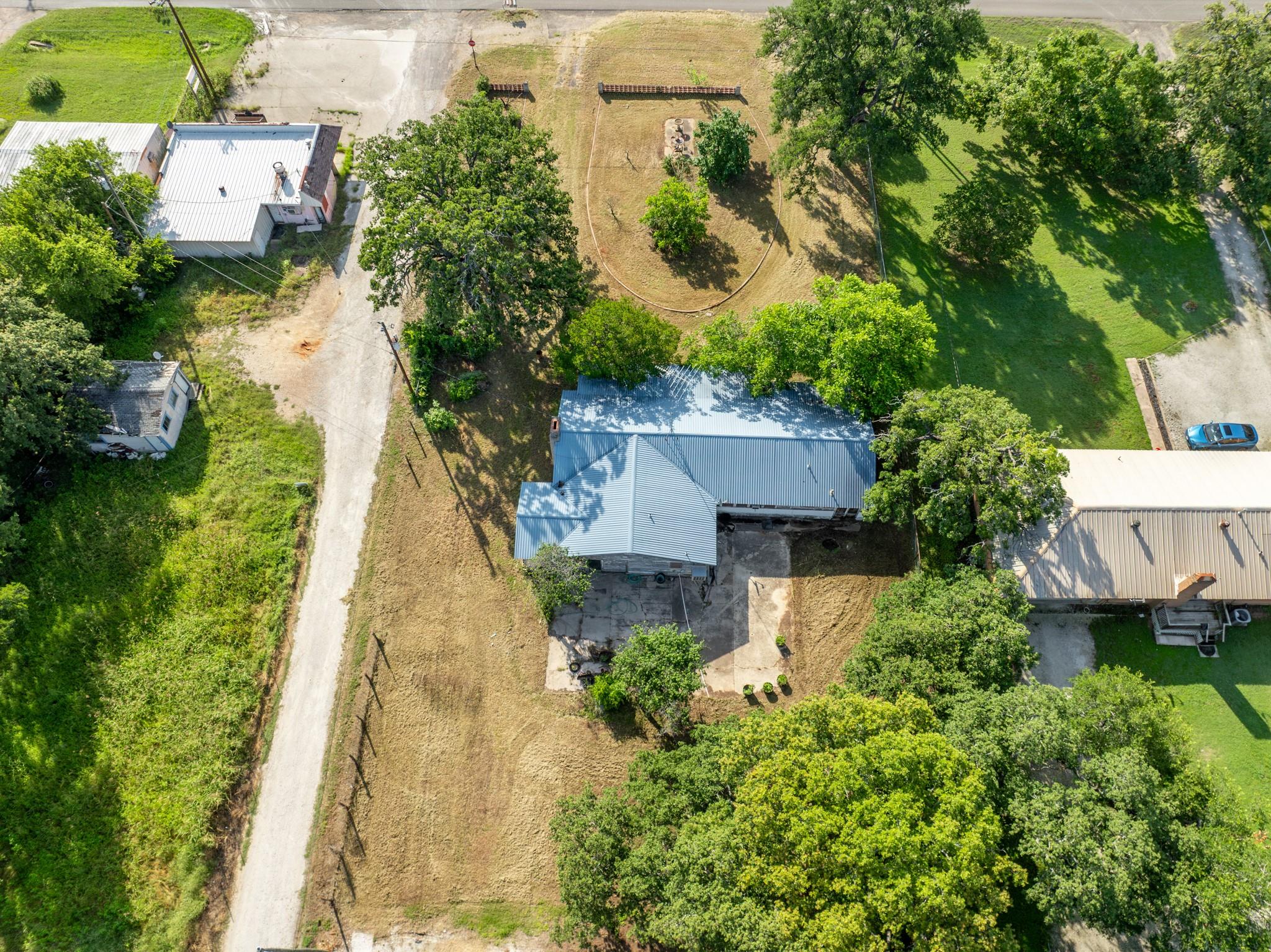 main property photo 22