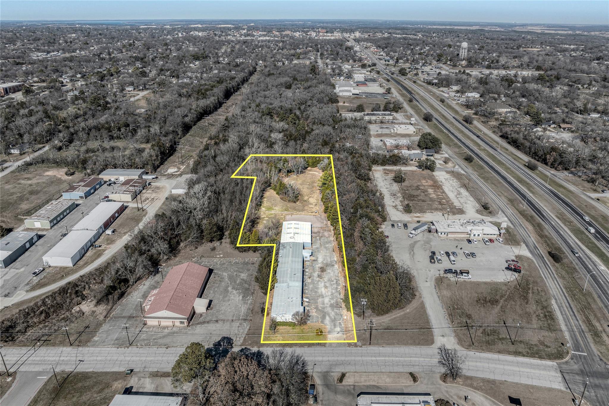 main property photo 2