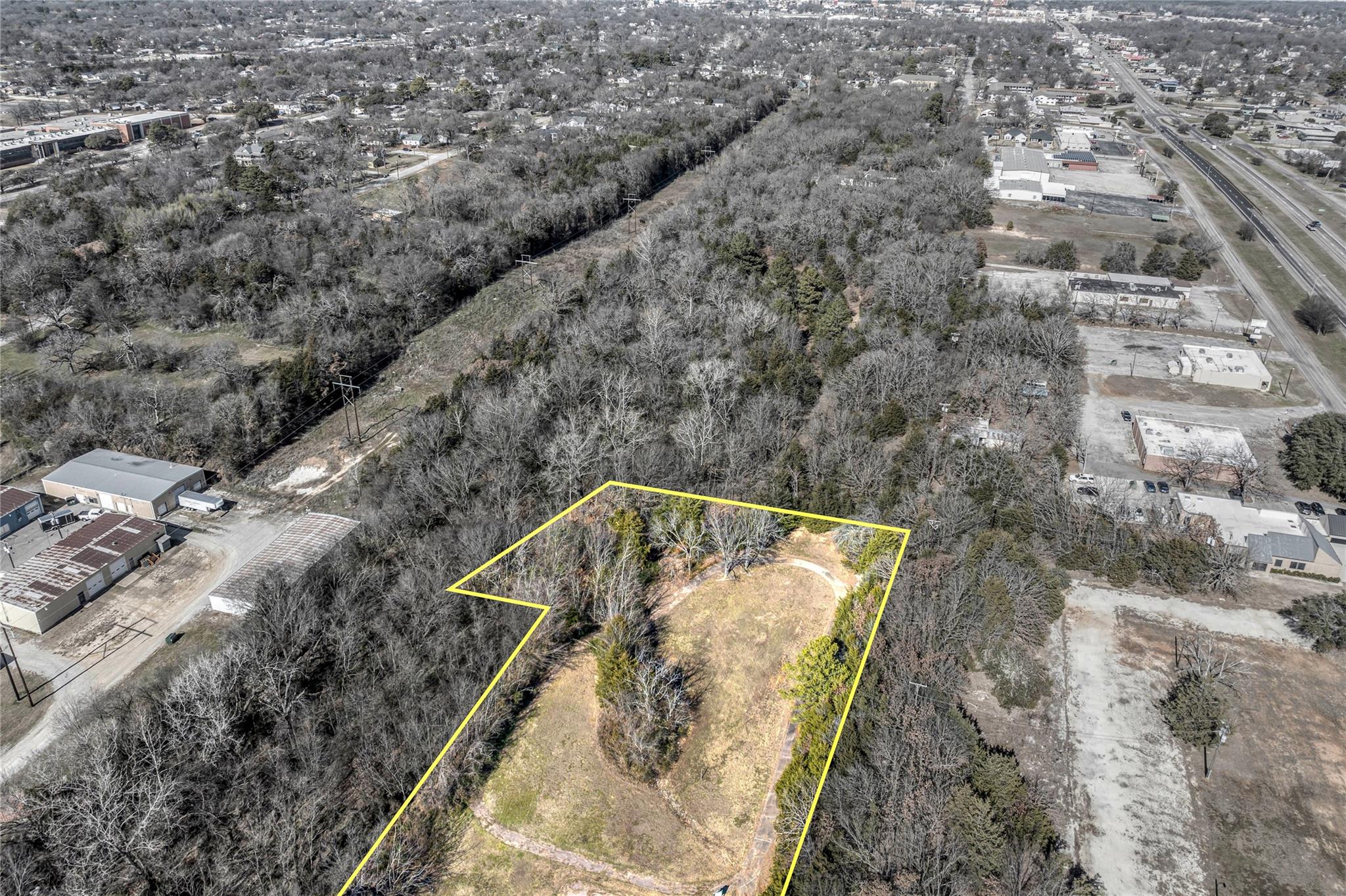 main property photo 3