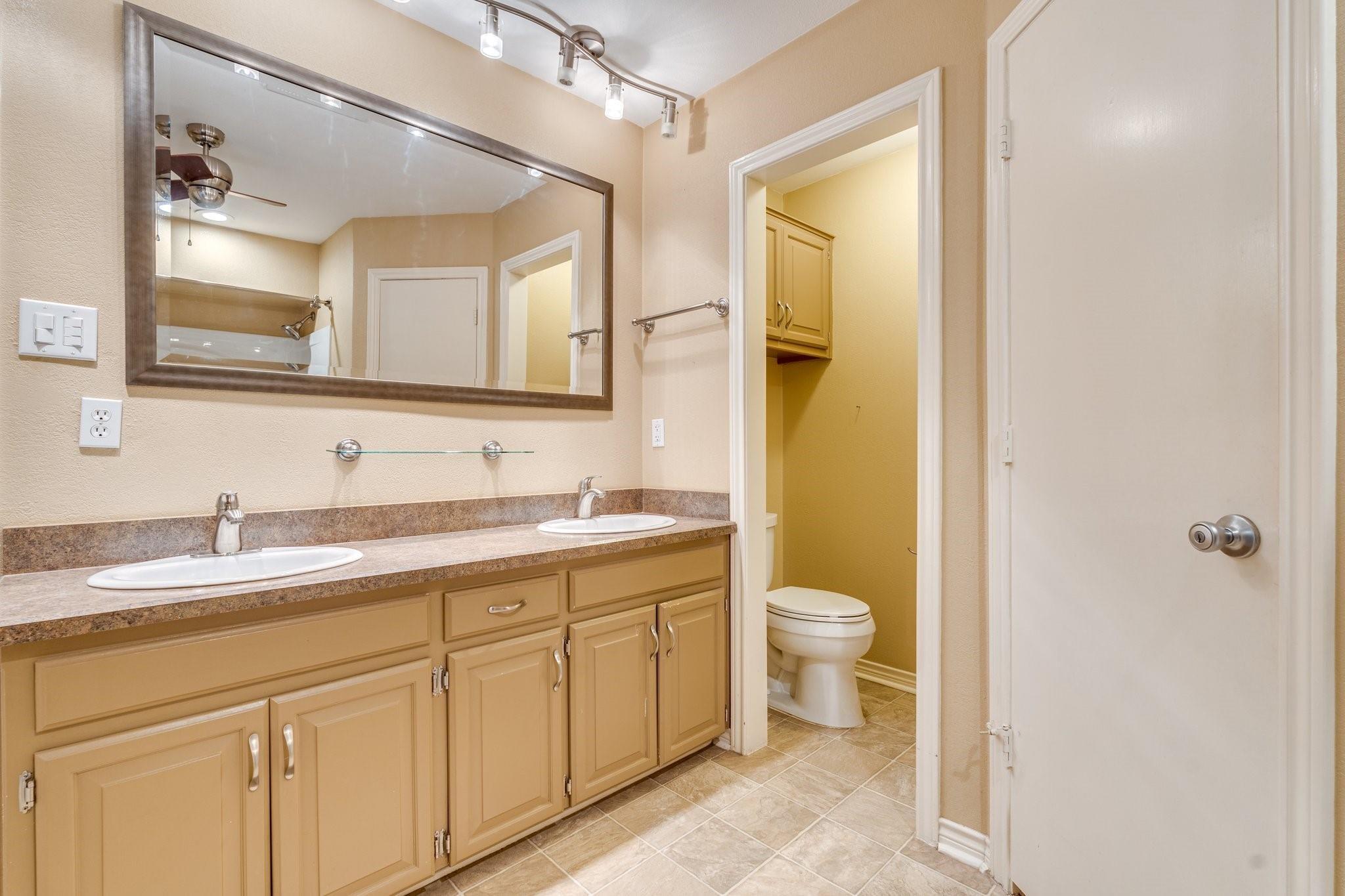 property viewer photo 16