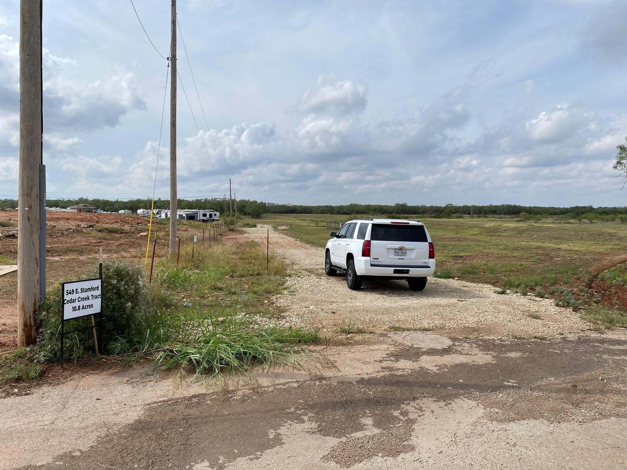main property photo 9