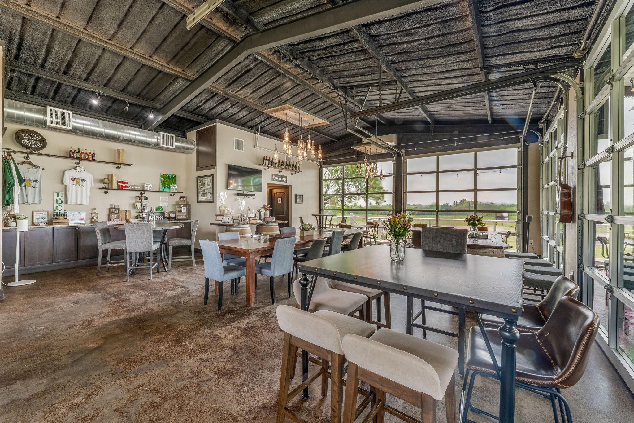 main property photo 30