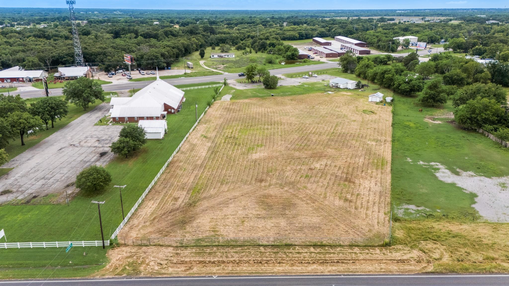 main property photo 3