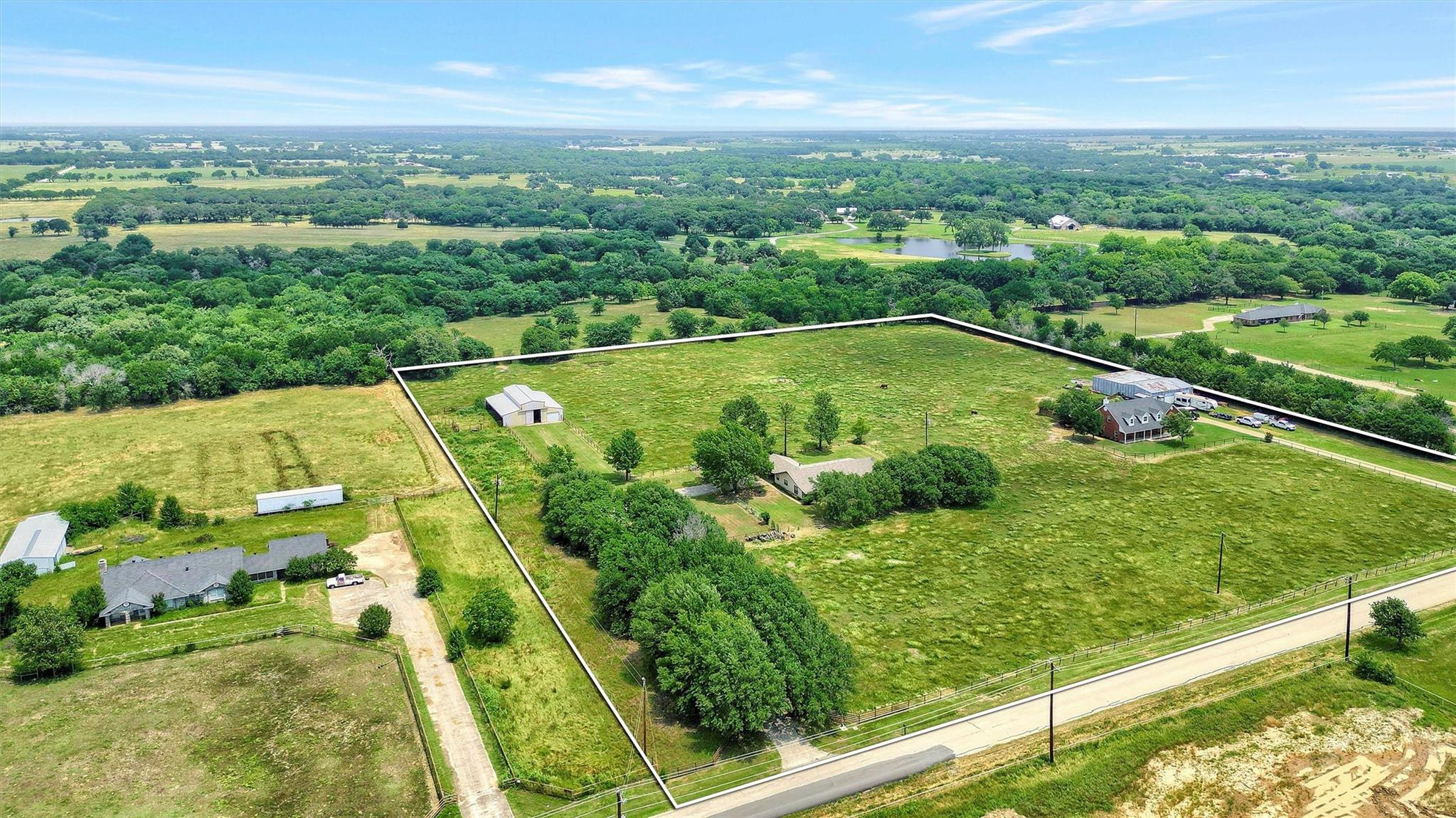 main property photo 19