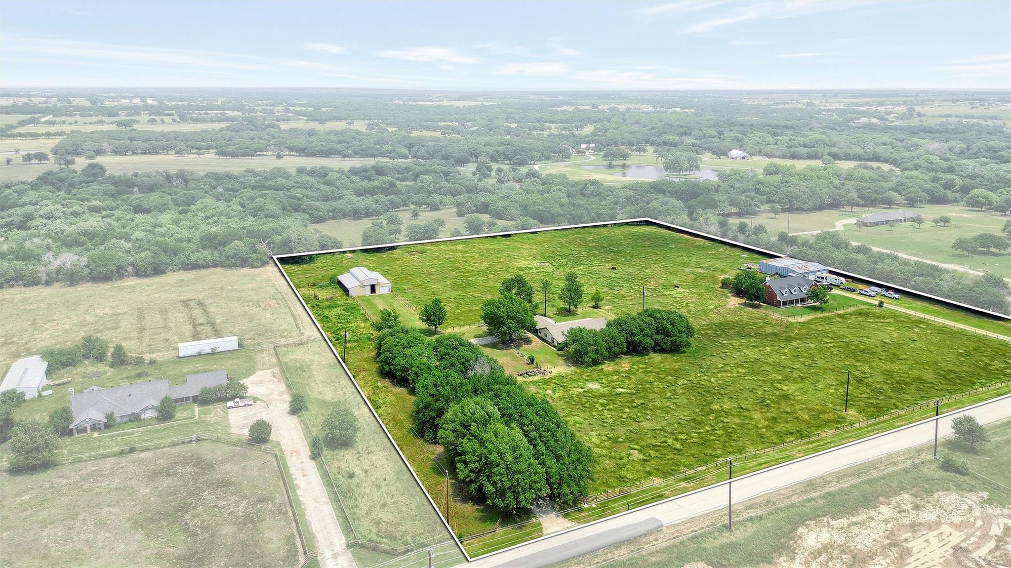 main property photo 20