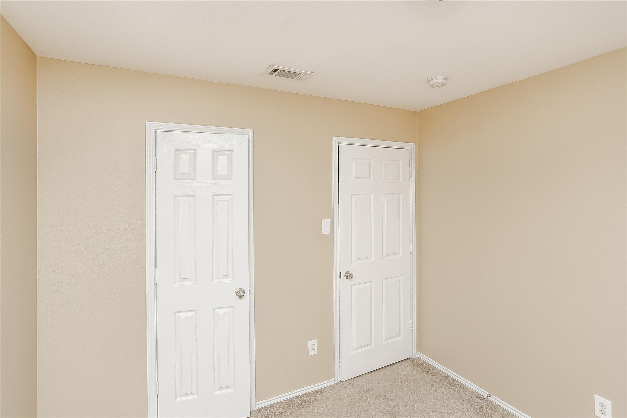 property viewer photo 13