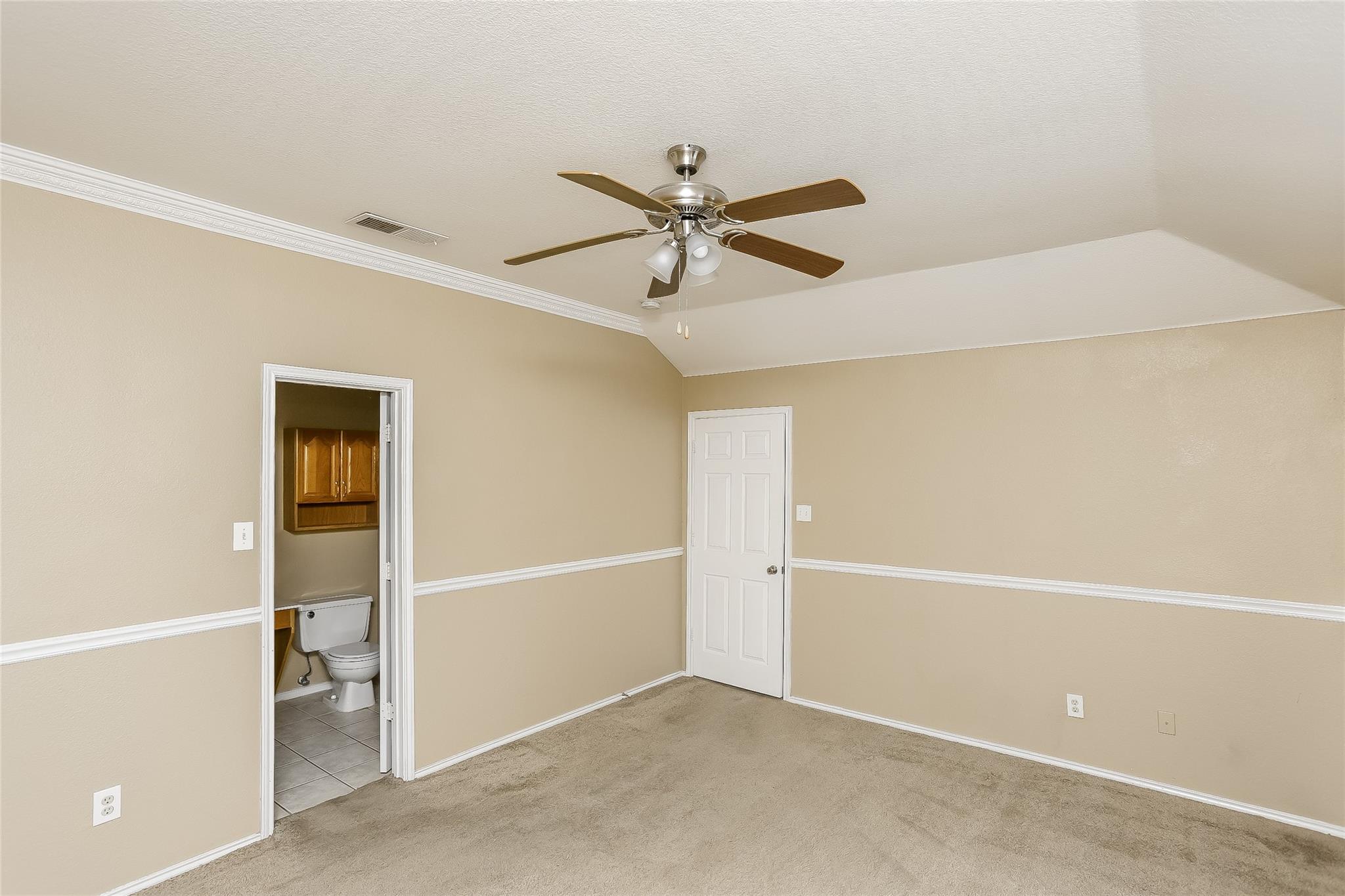 property viewer photo 8