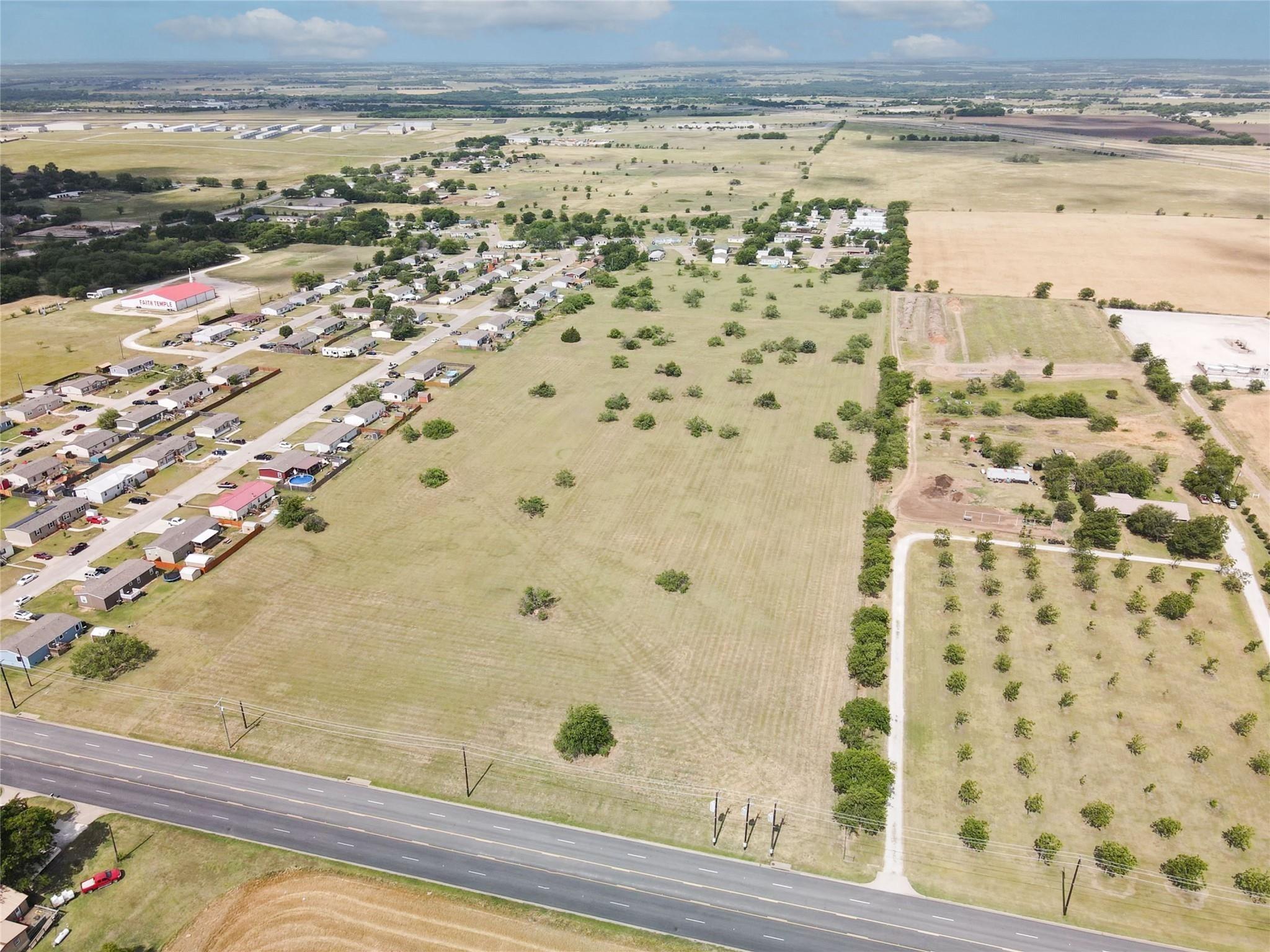 main property photo 10