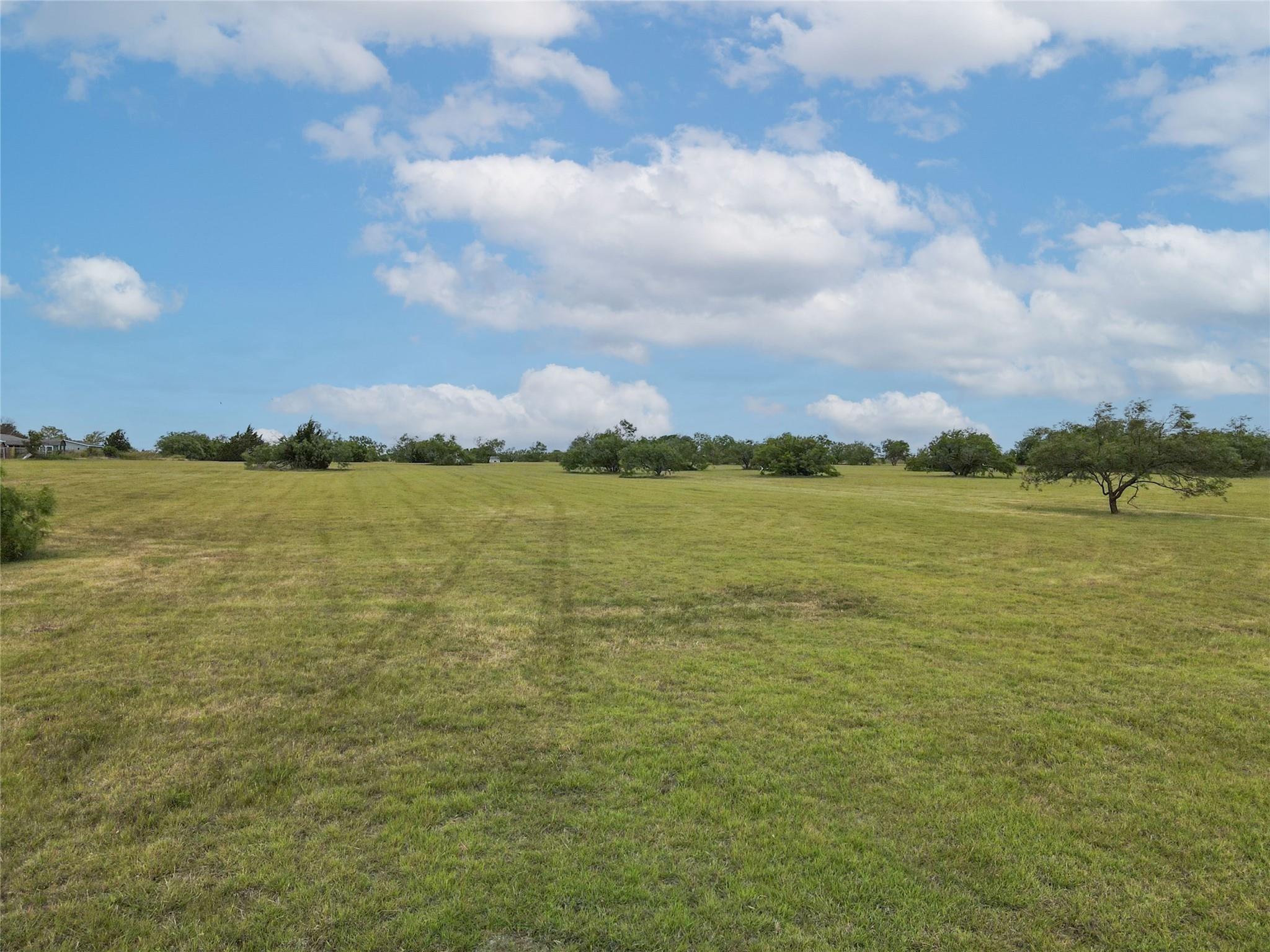 main property photo 13