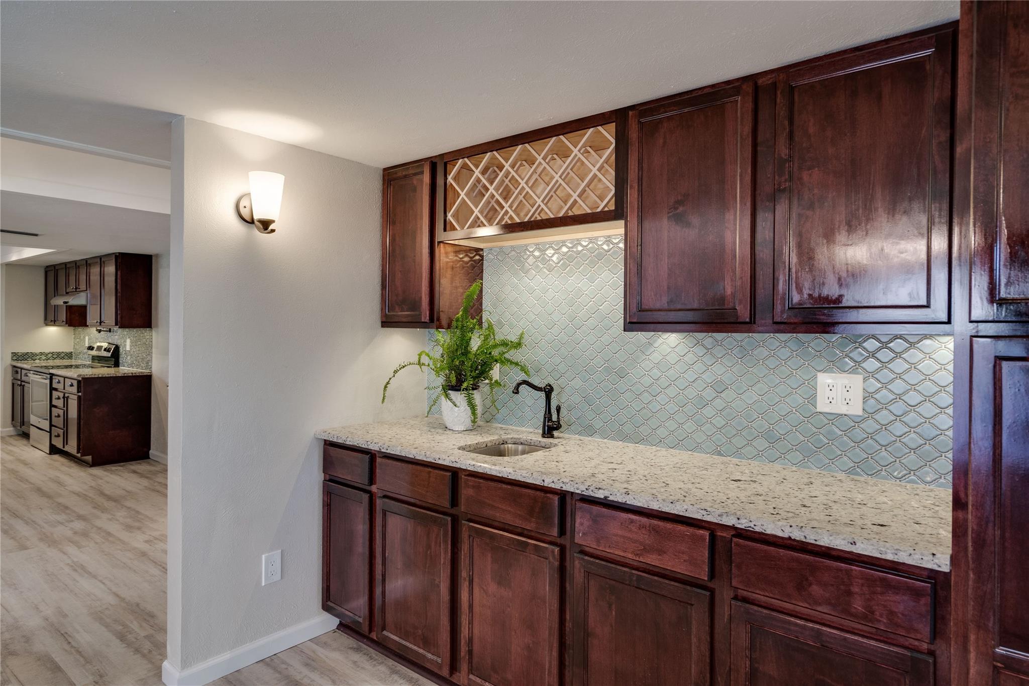 property viewer photo 12