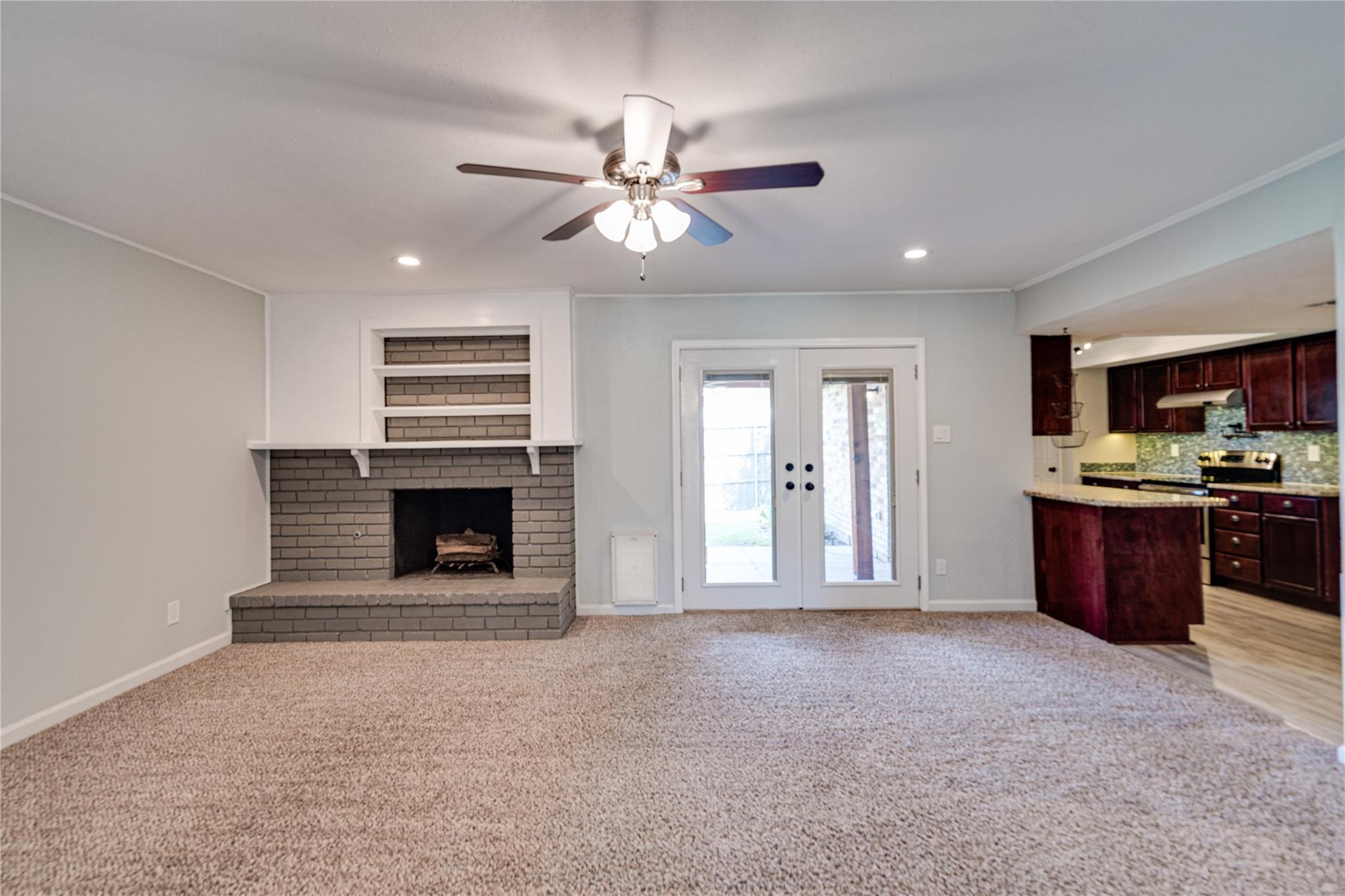 property viewer photo 18