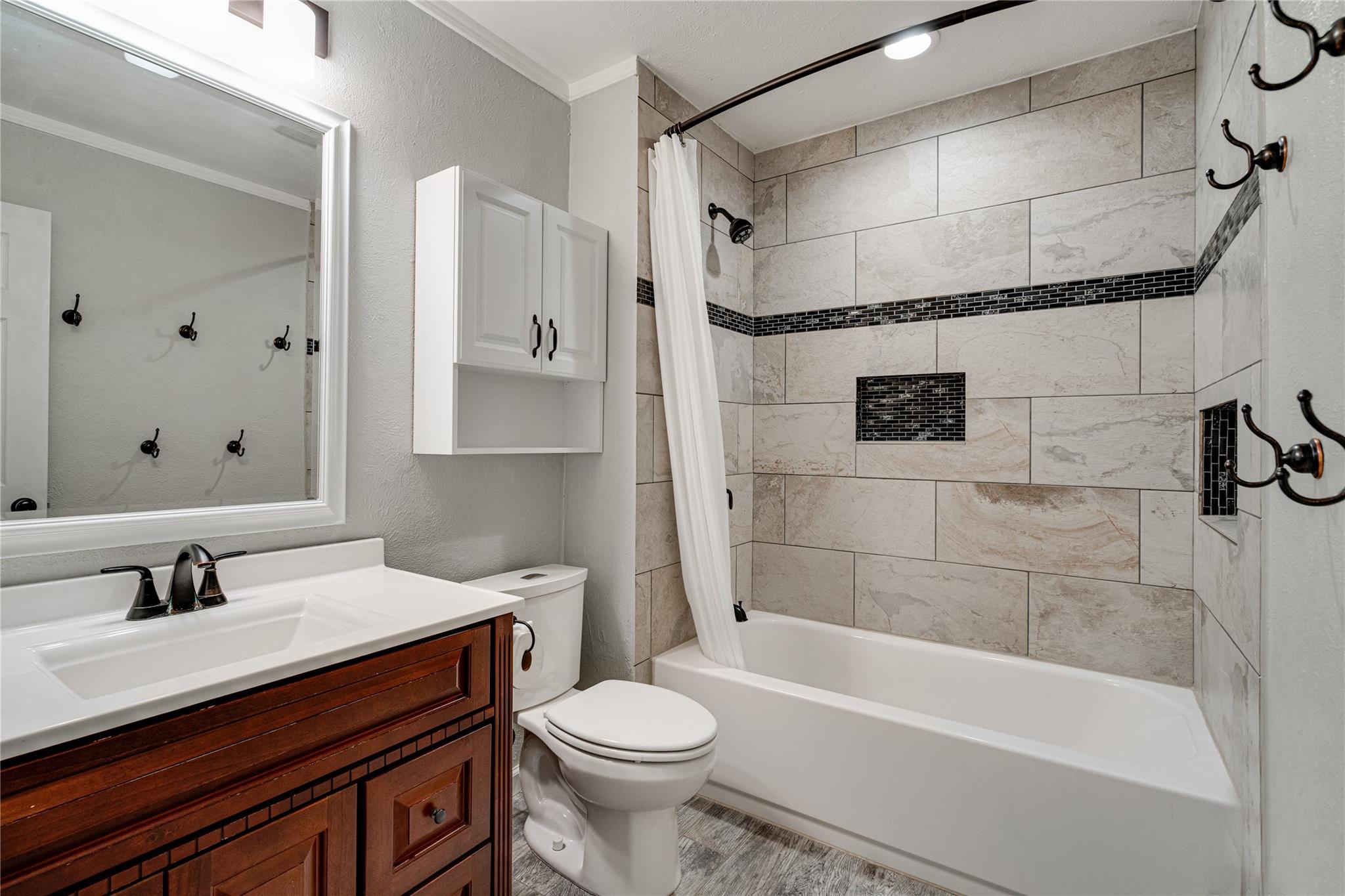 property viewer photo 28