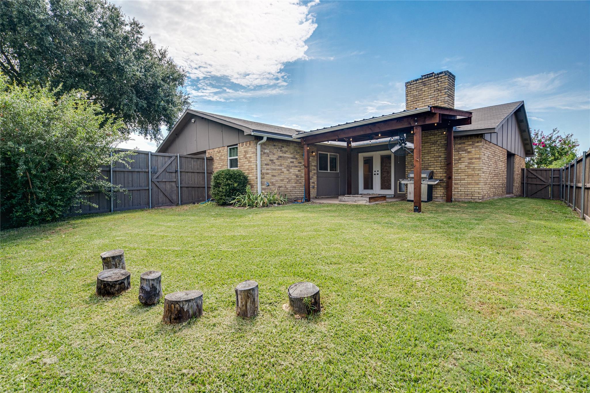 property viewer photo 35