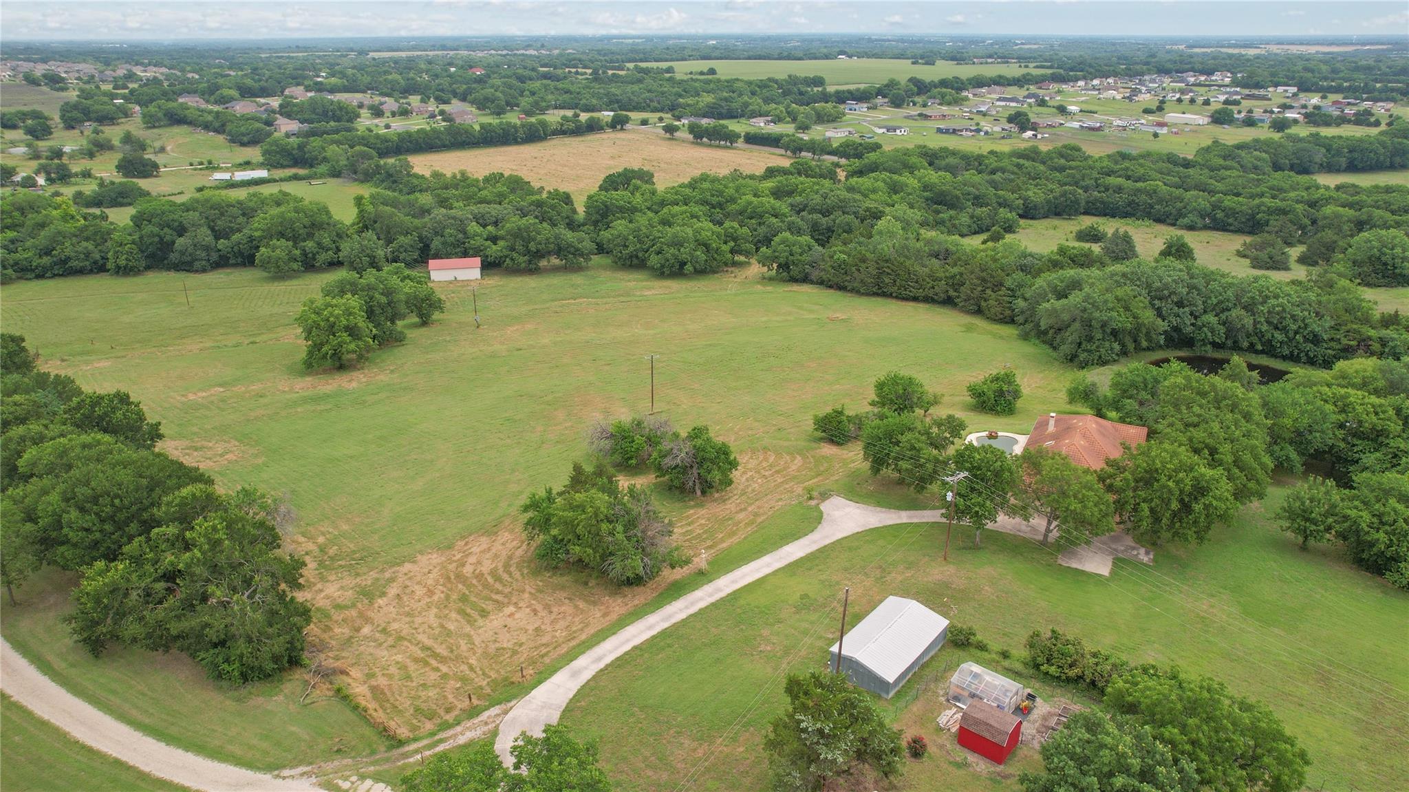main property photo 26