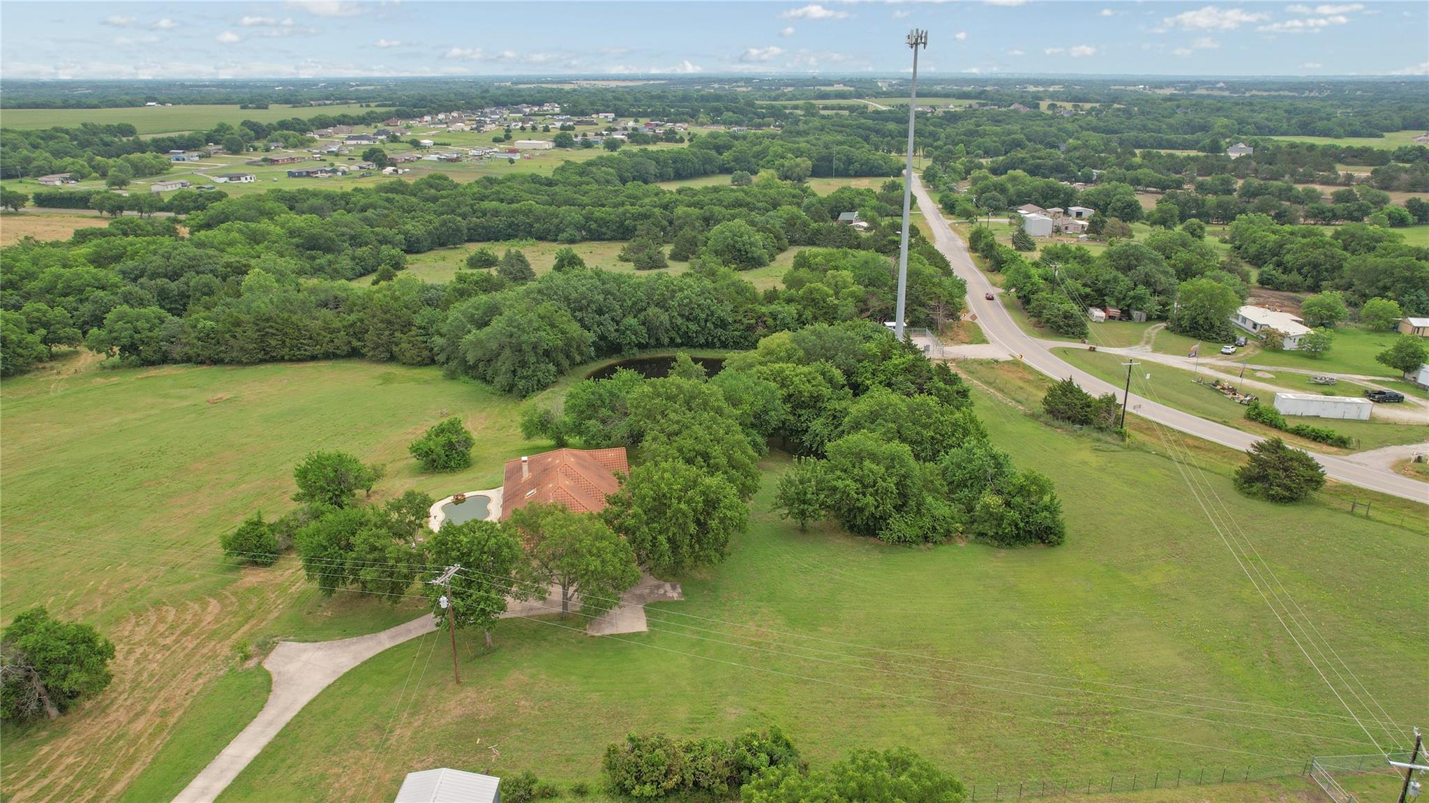 main property photo 27