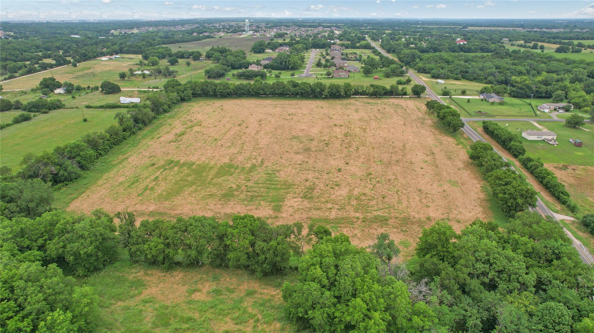 main property photo 7
