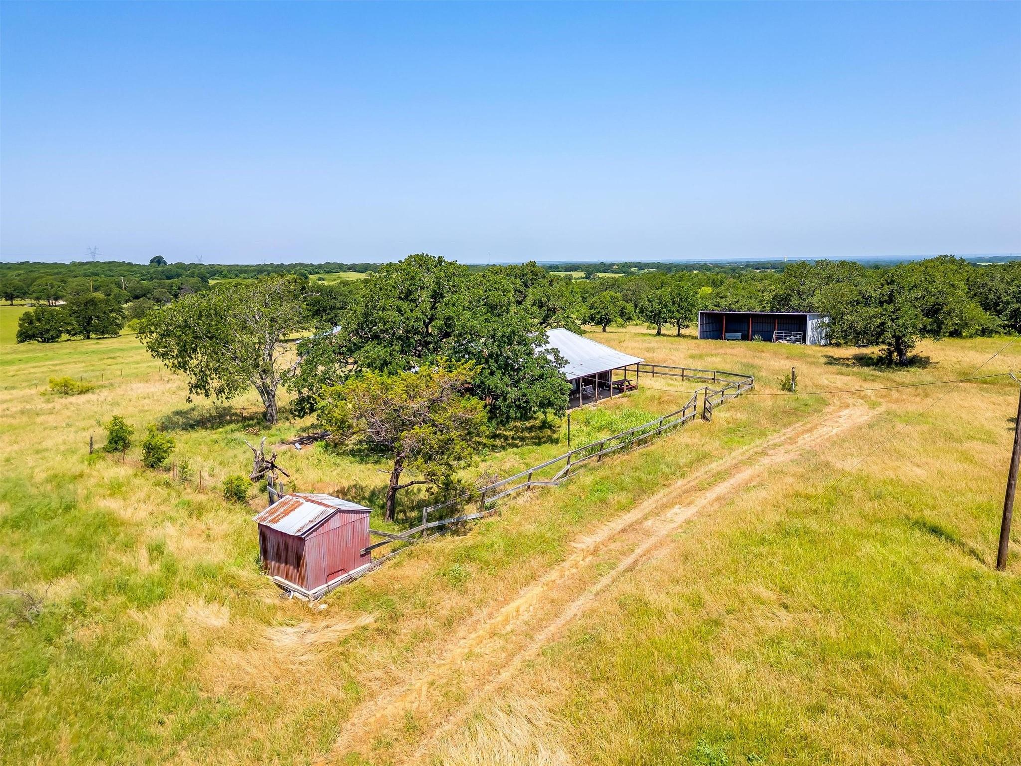 main property photo 14