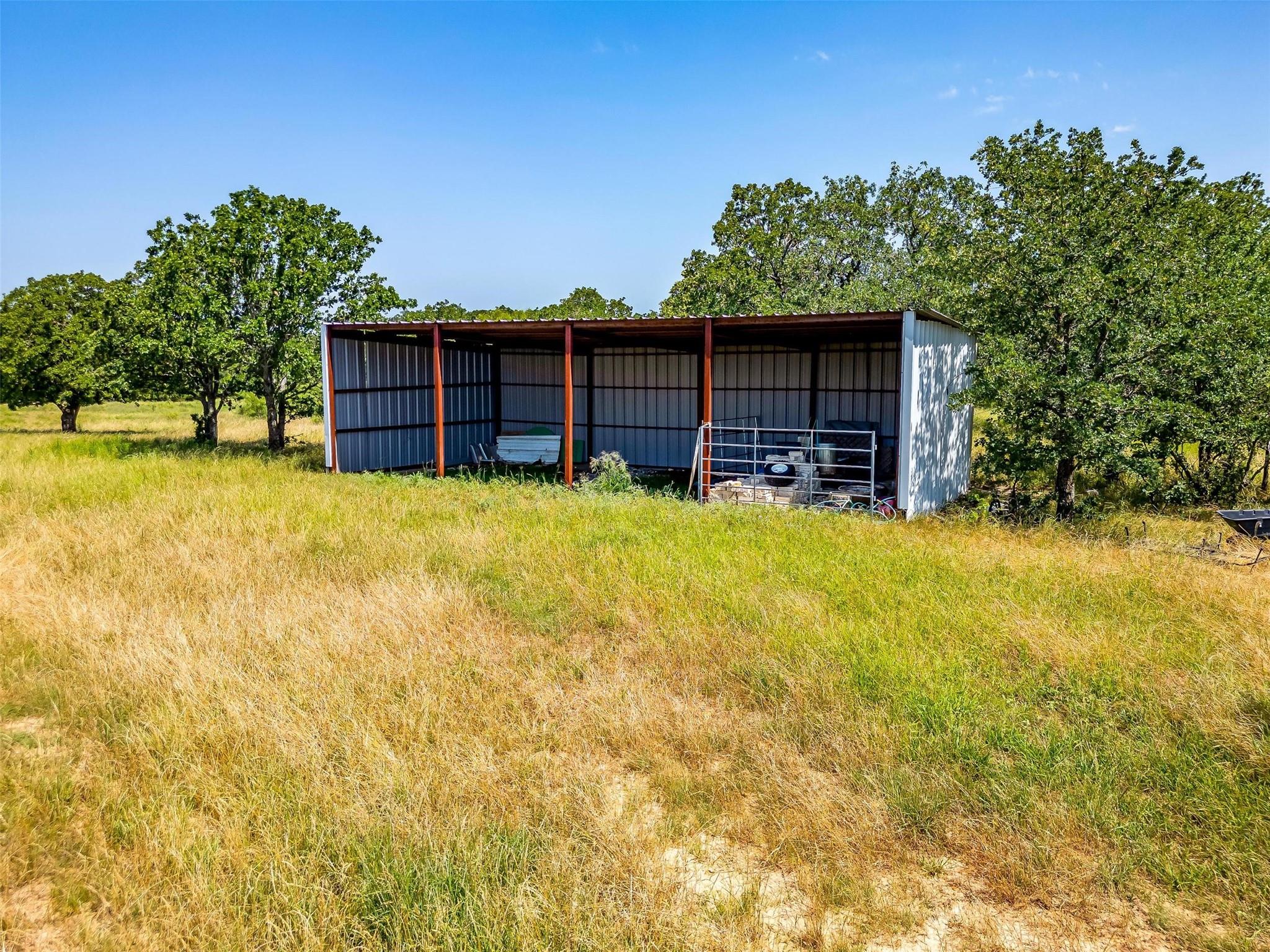 main property photo 24