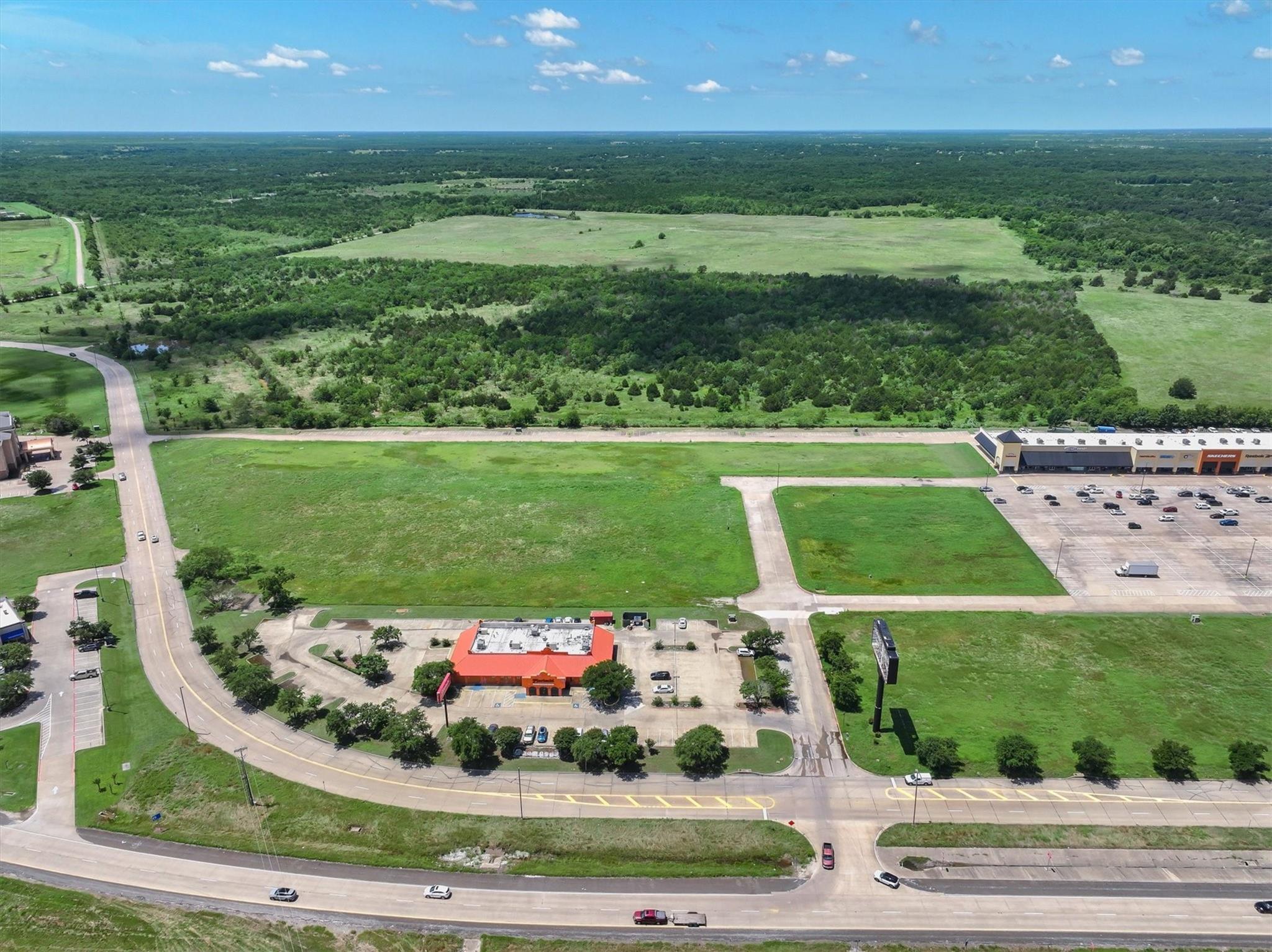 main property photo 12
