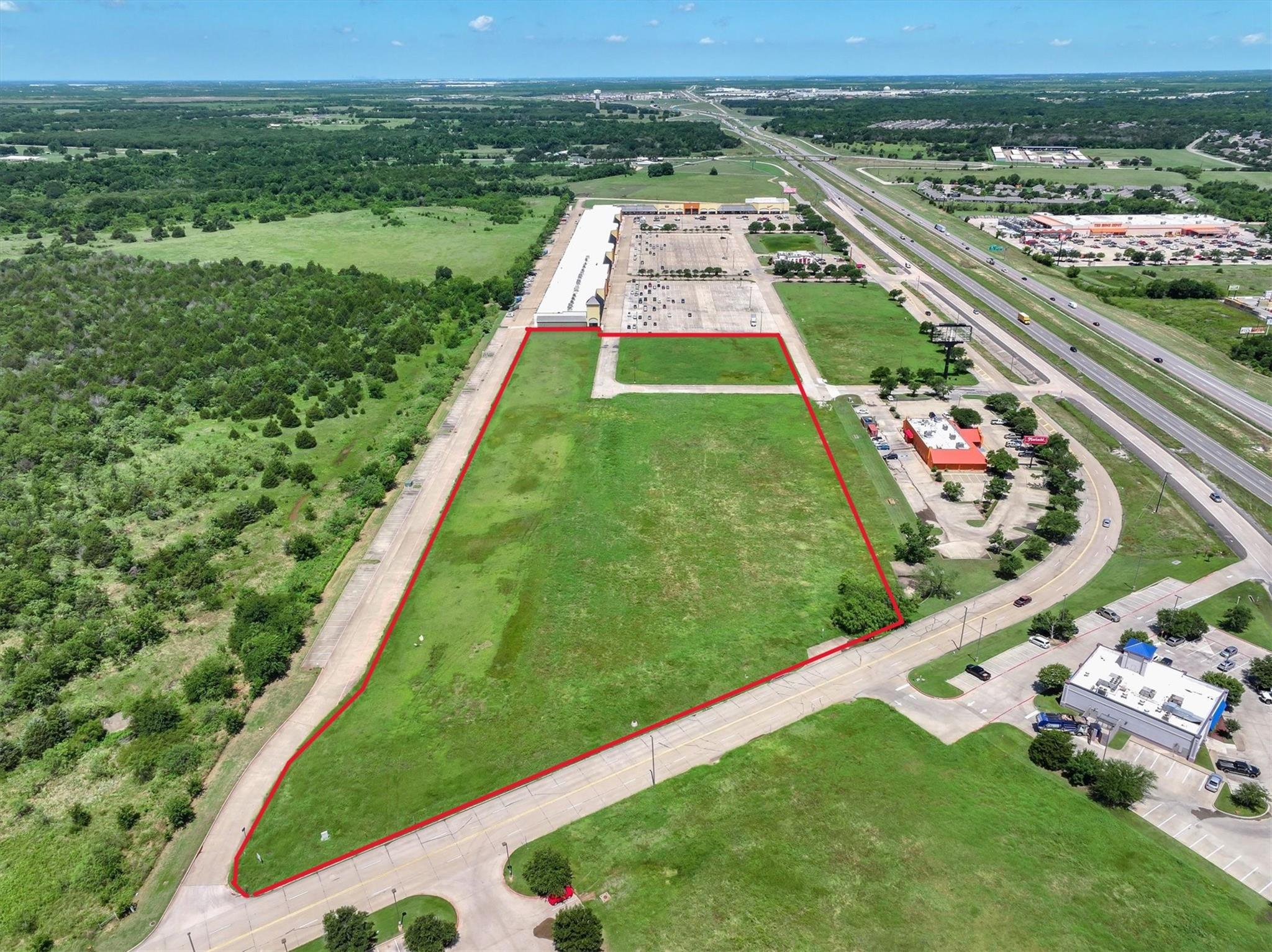 main property photo 13