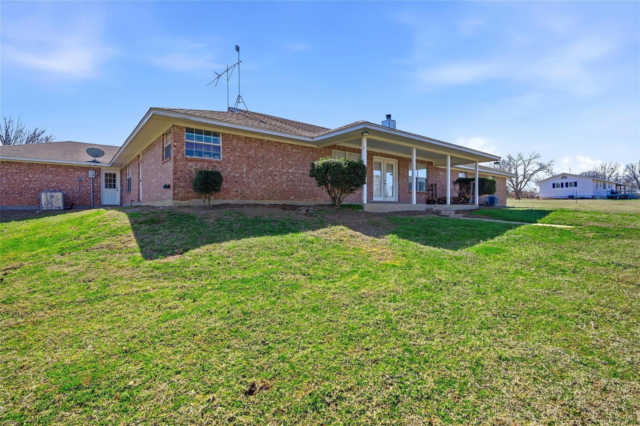main property photo 7