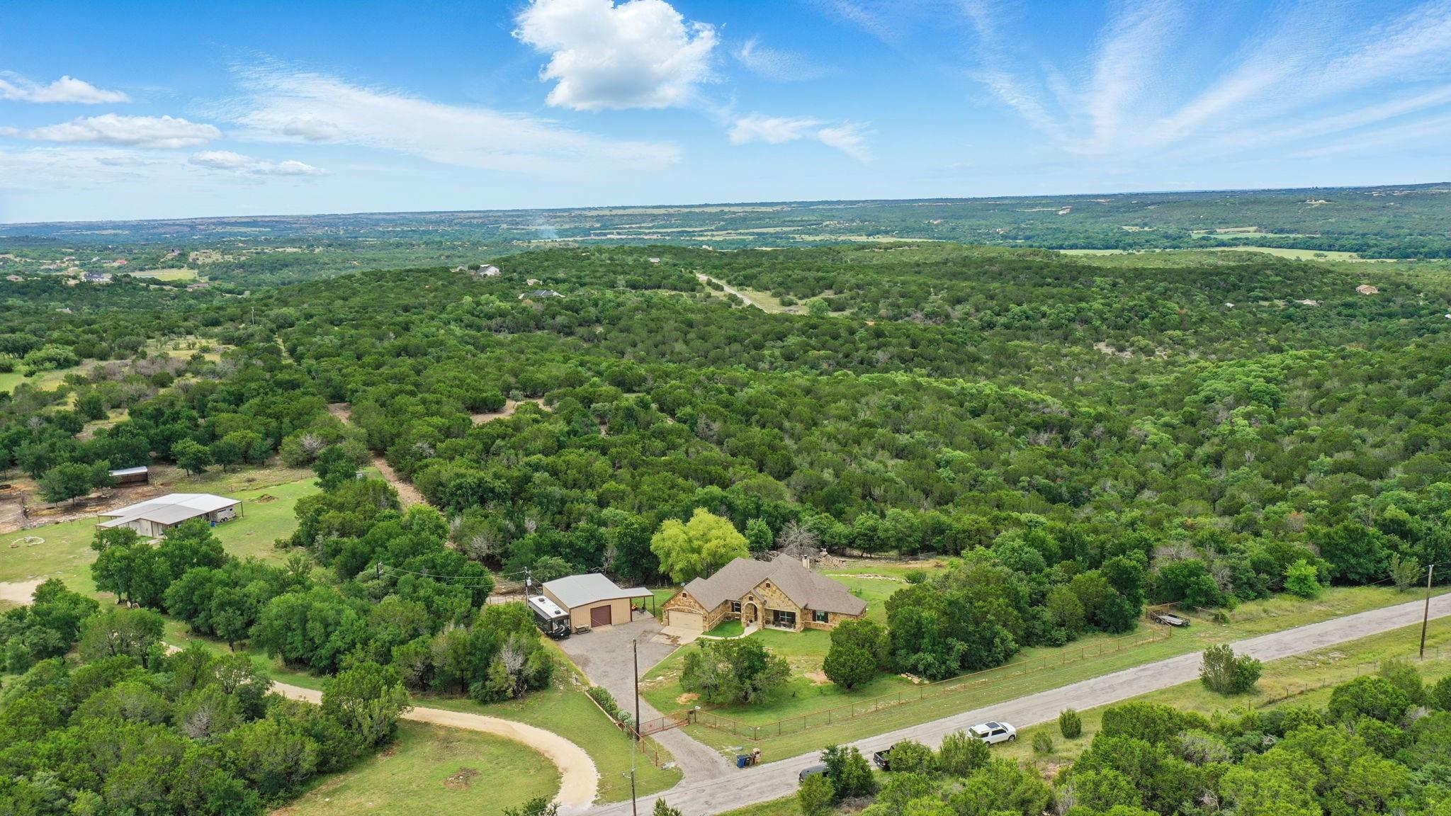main property photo 10
