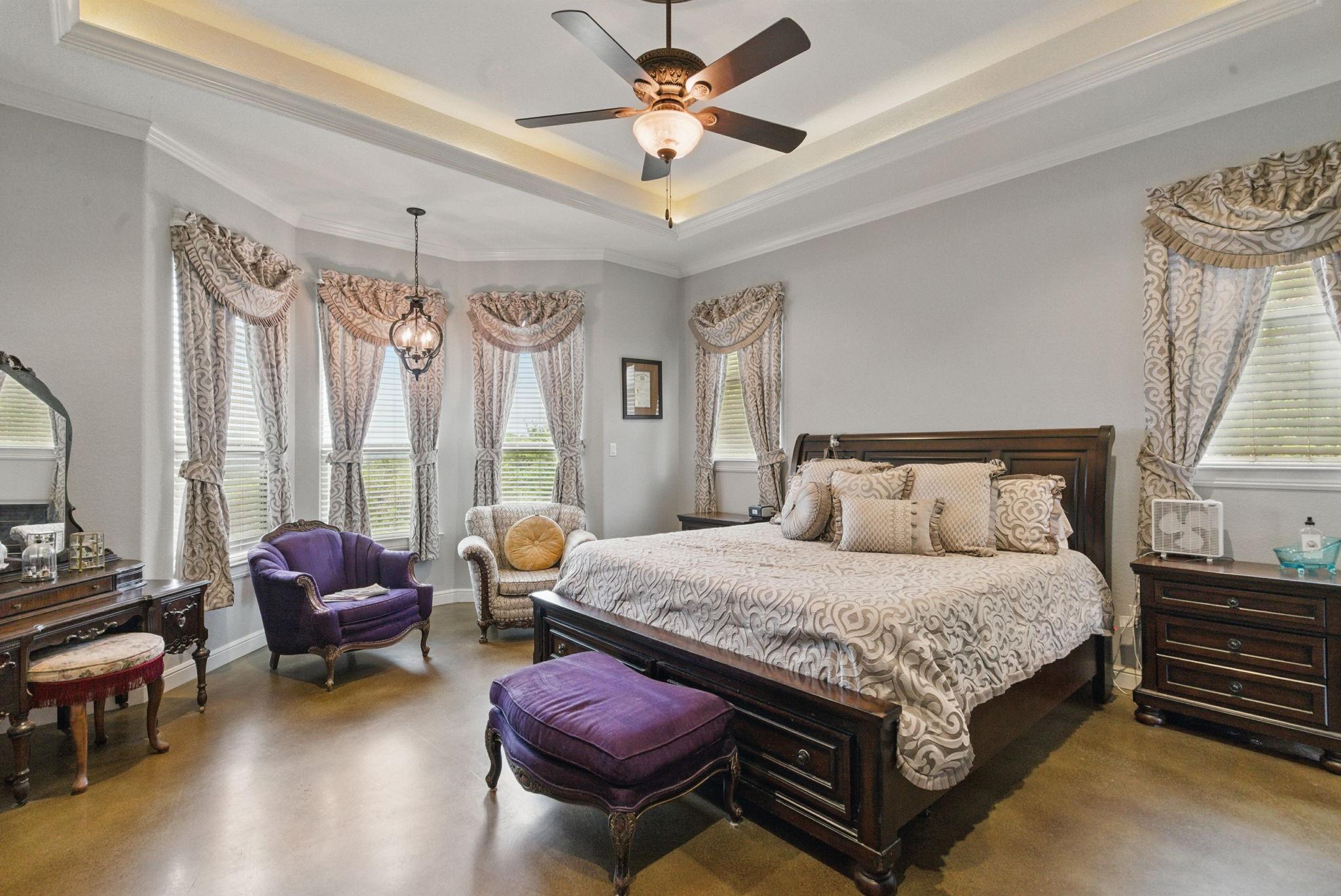 main property photo 20