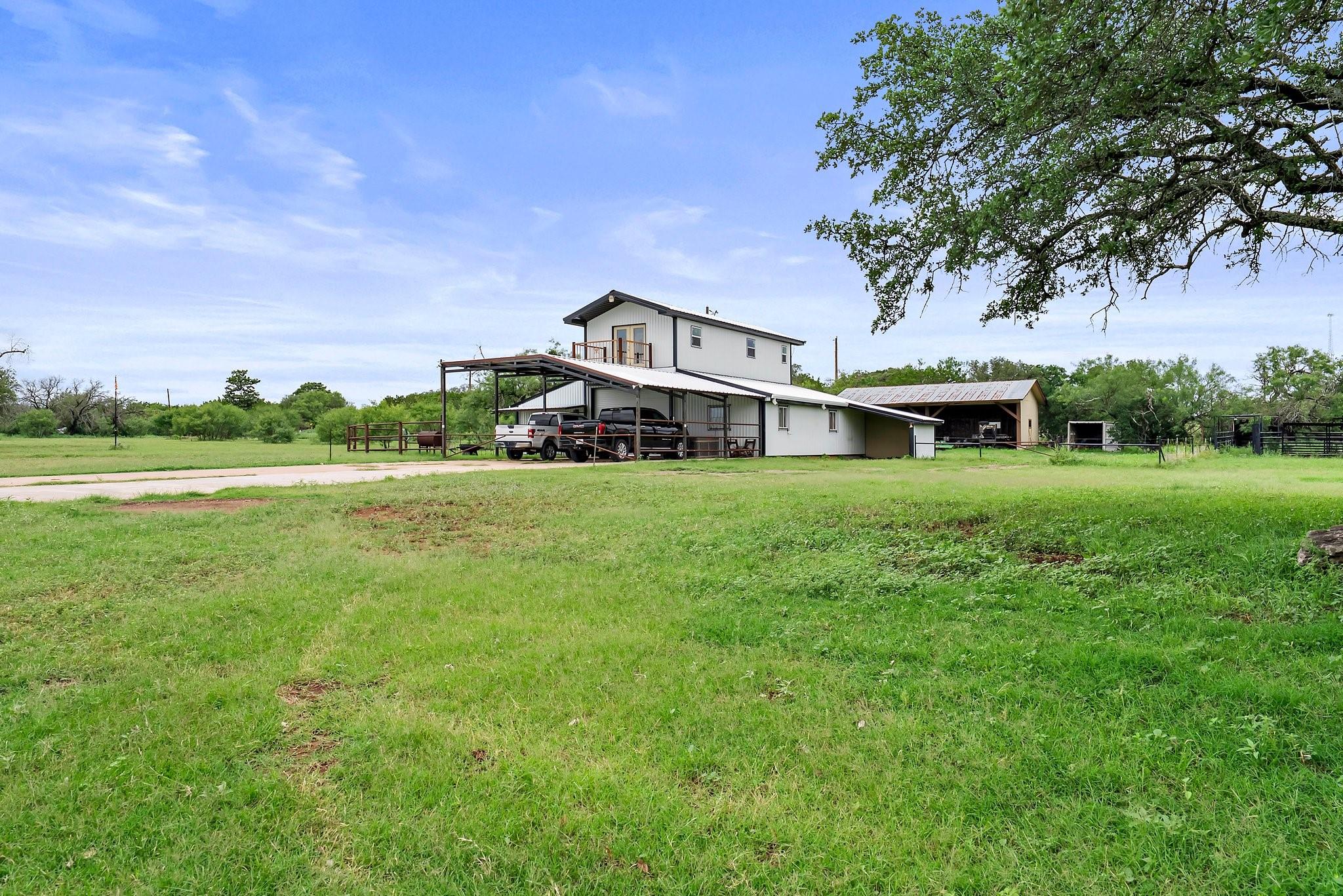 main property photo 35