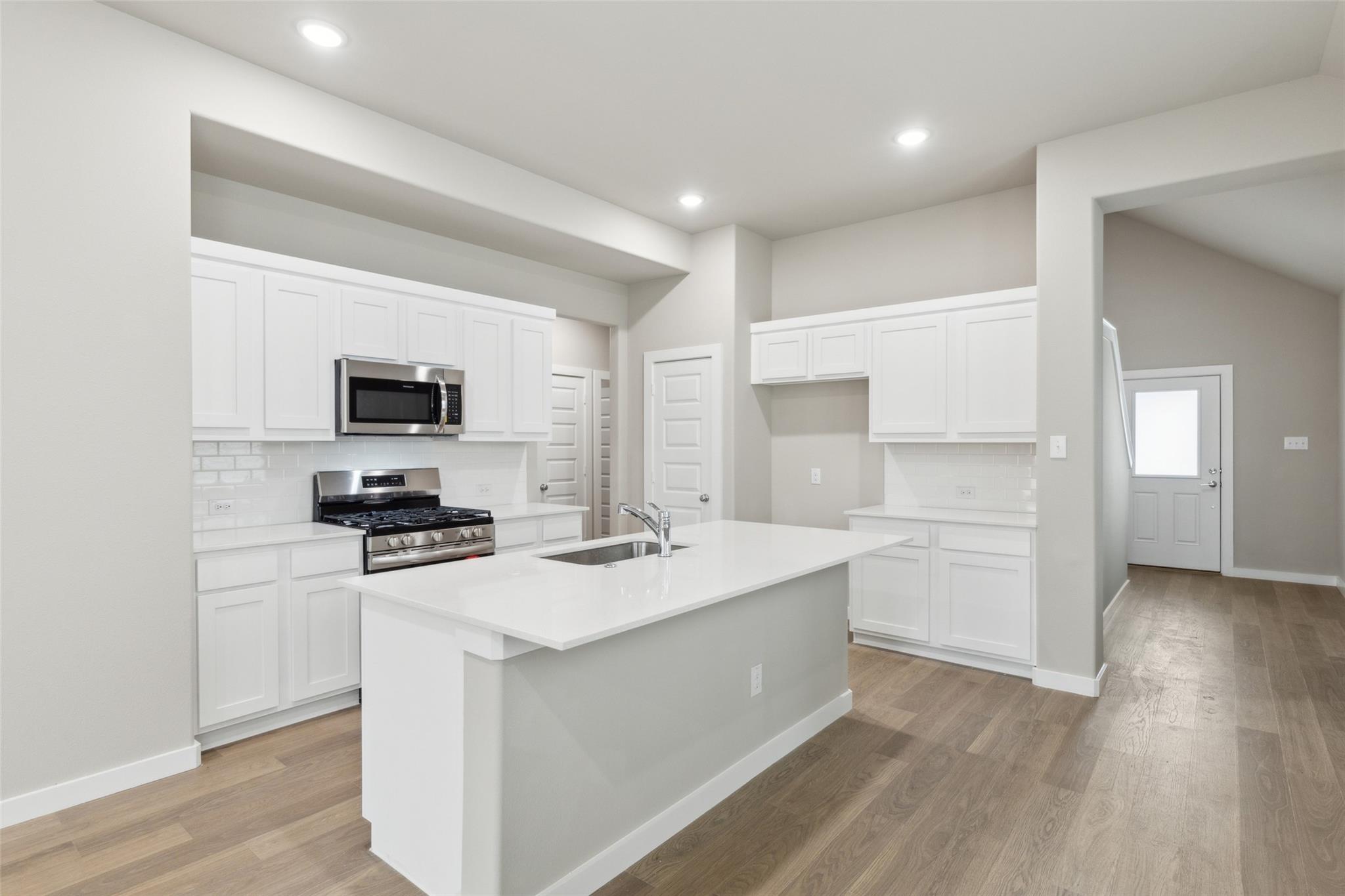 property viewer photo 5