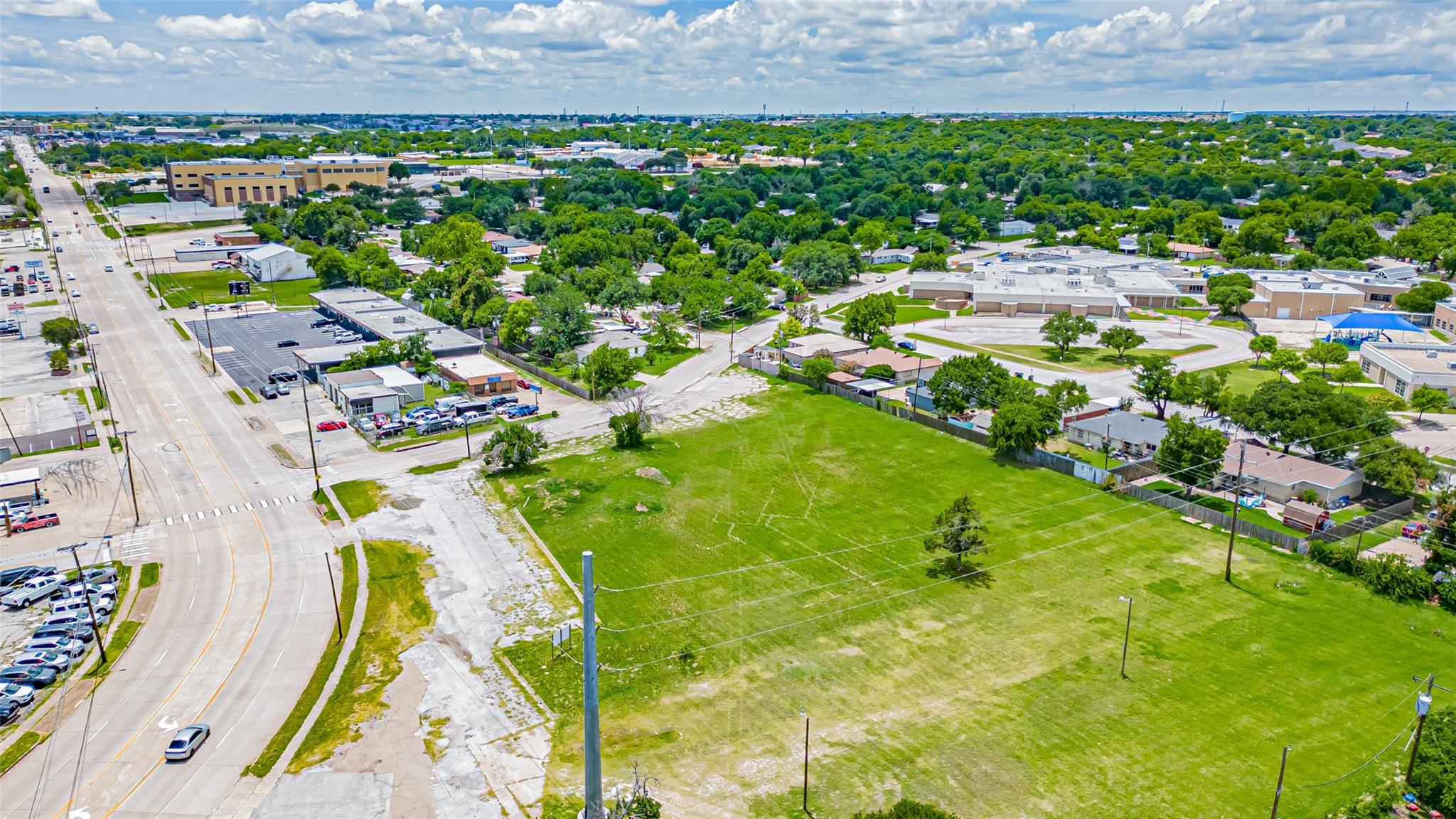 main property photo 24