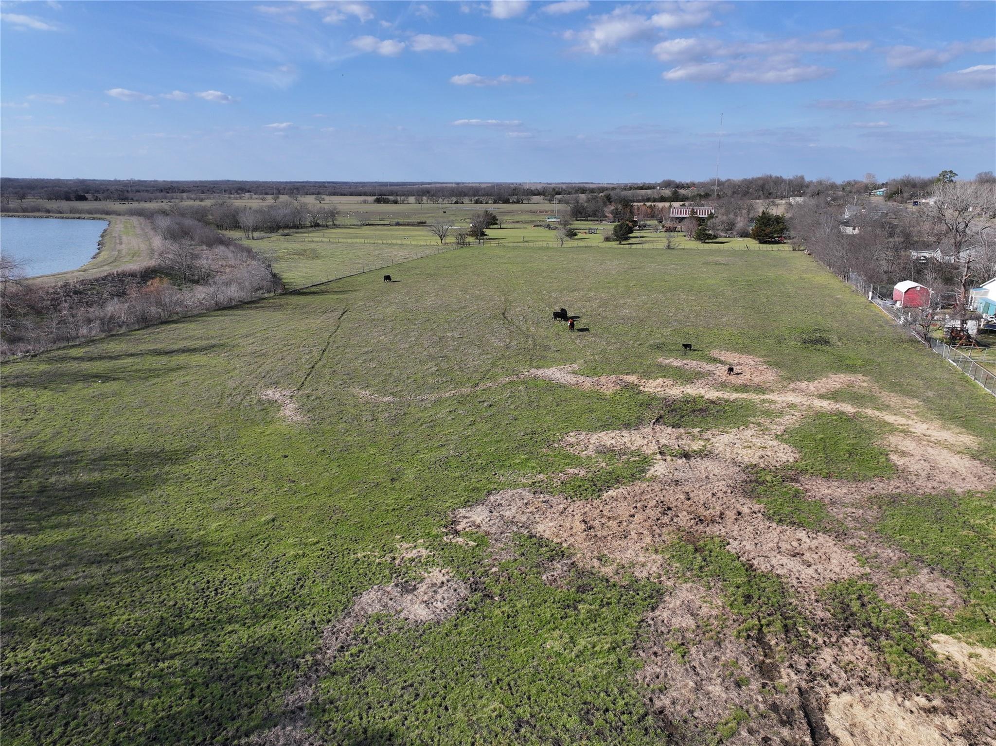 main property photo 12