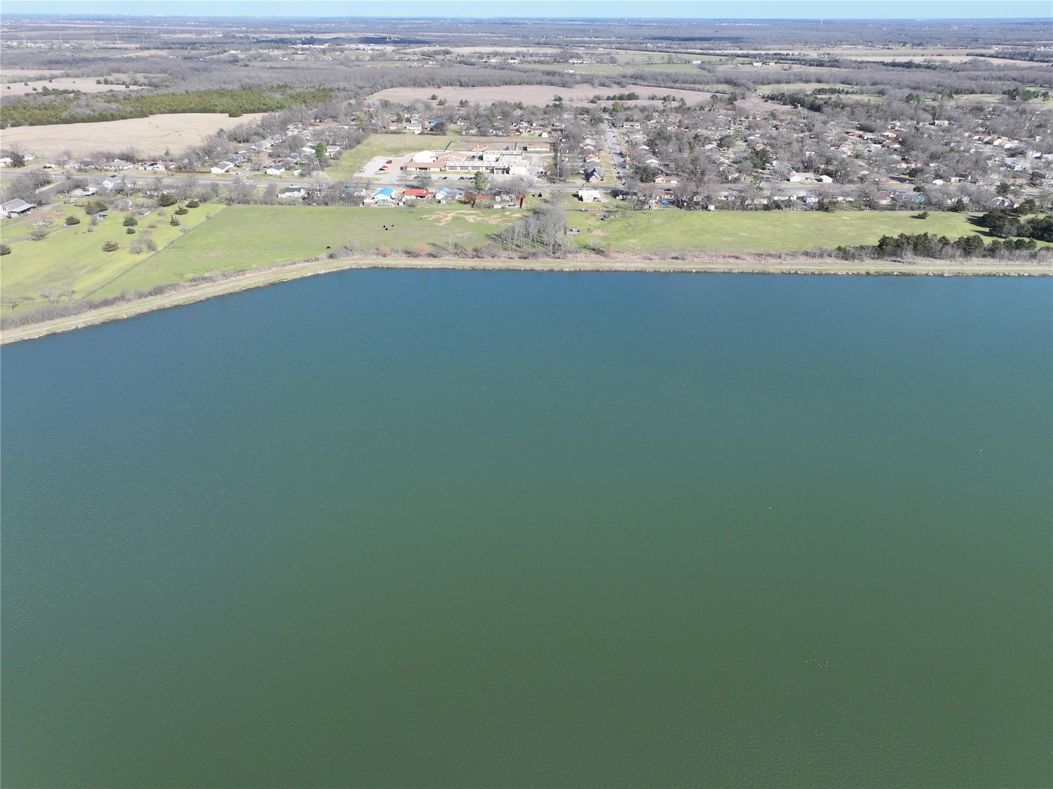 main property photo 9